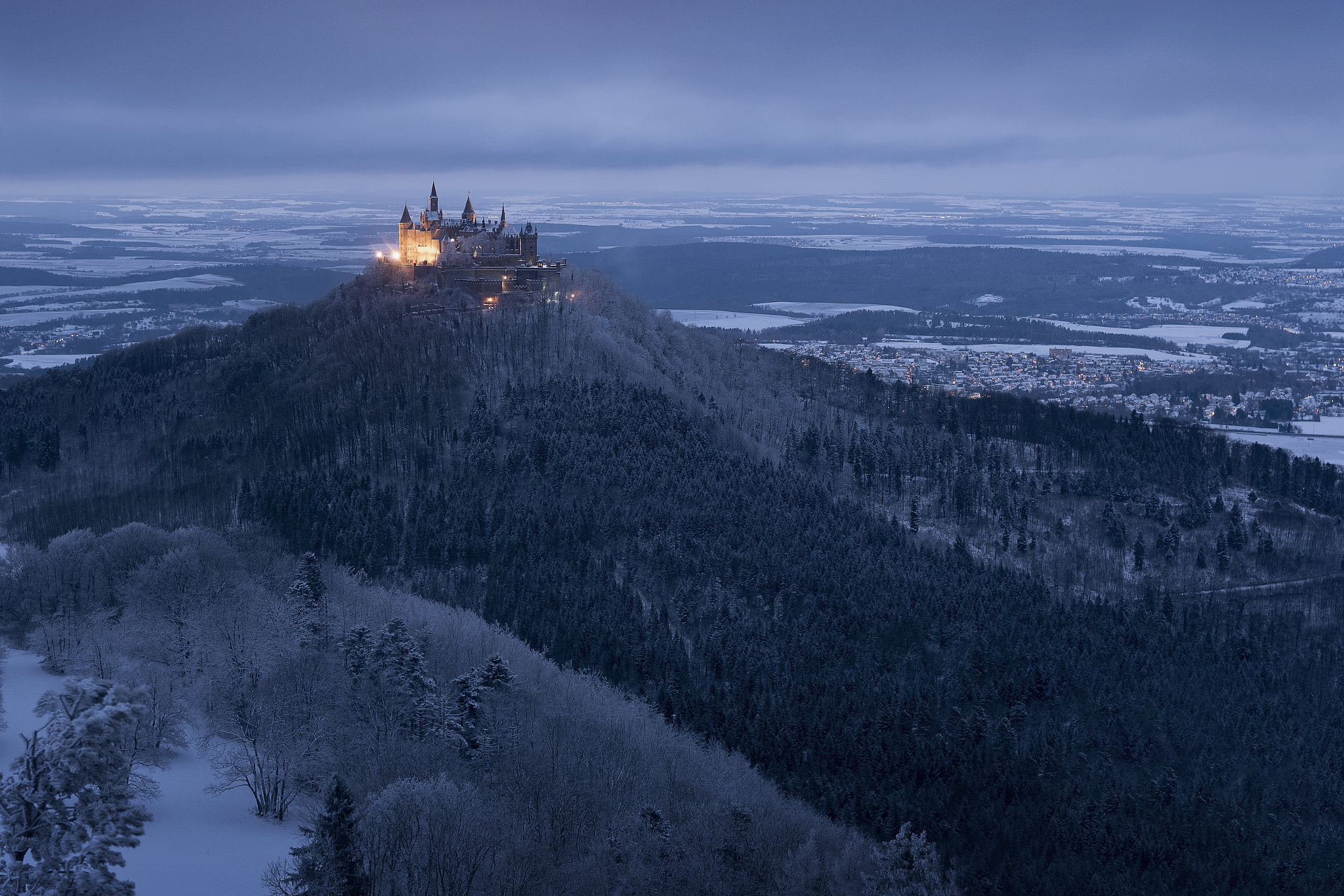 Panasonic Lumix DMC-GX8 + Sigma 30mm F1.4 DC DN | C sample photo. Winter.castle photography