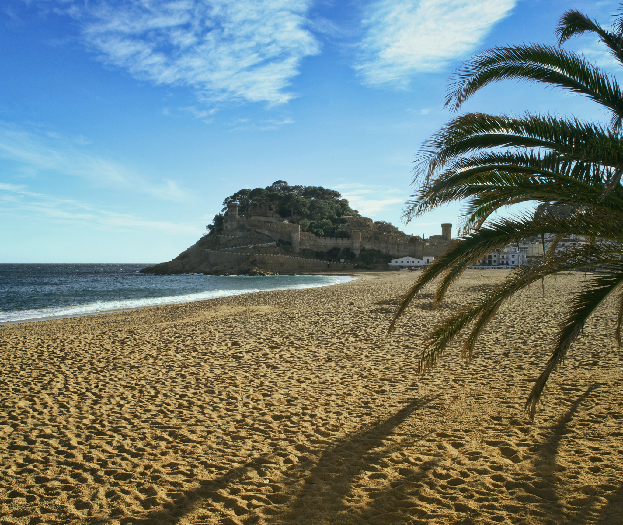 Samsung NX500 + Samsung NX 16-50mm F3.5-5.6 Power Zoom ED OIS sample photo. Vila vella - tossa de mar photography