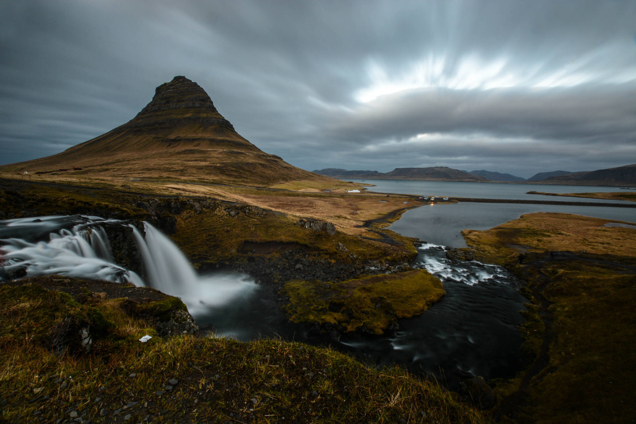 Nikon D5200 + Sigma 10-20mm F3.5 EX DC HSM sample photo. Kirkjufellsfoss photography