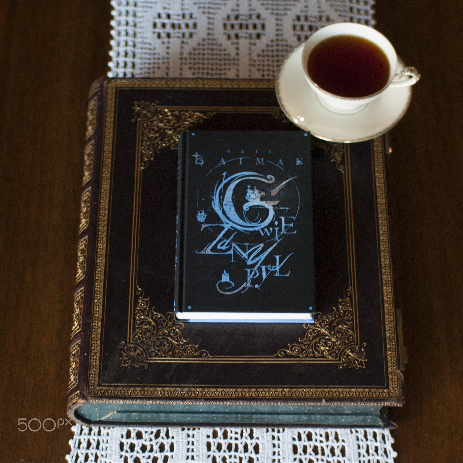 Nikon D80 + Sigma 30mm F1.4 EX DC HSM sample photo. Gaiman's stardust photography