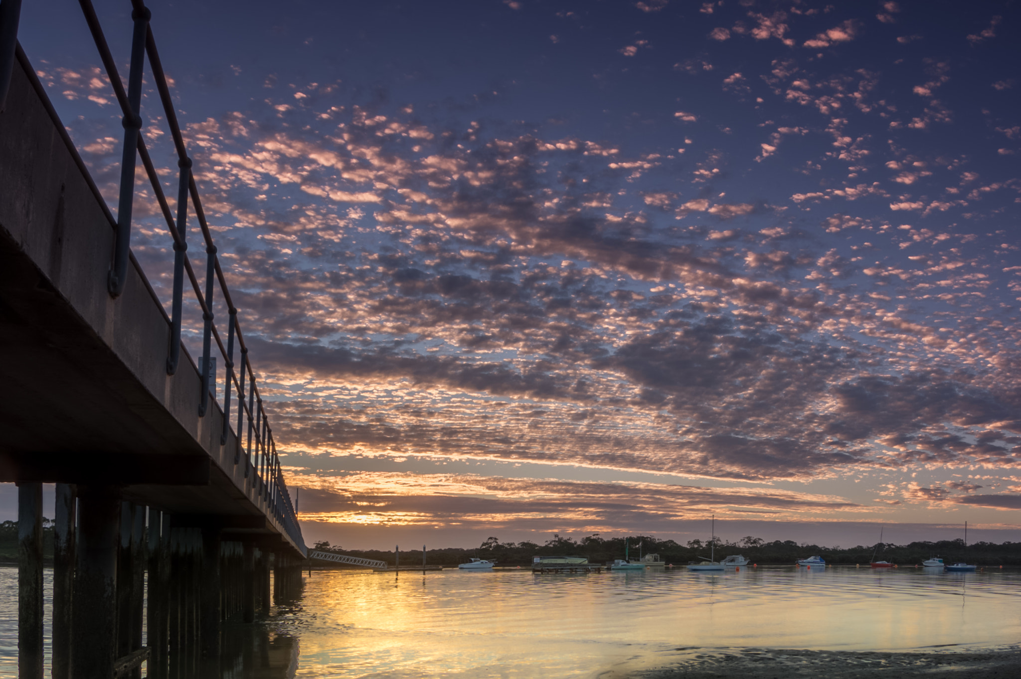 Pentax smc DA 16-45mm F4 ED AL sample photo. Warneet pier photography