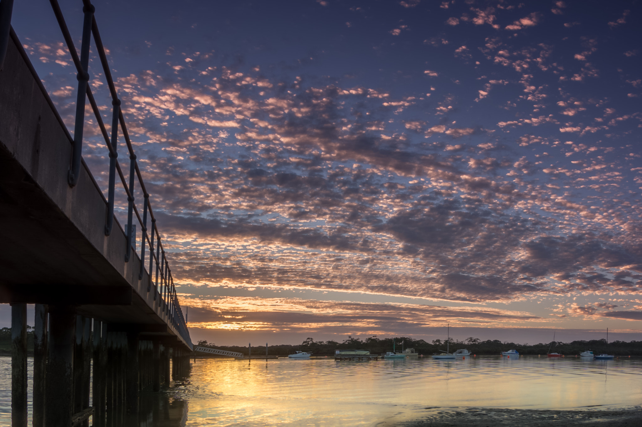 Pentax K-r sample photo. Warneet pier photography