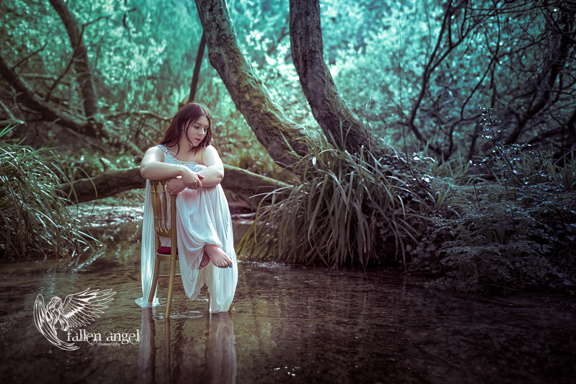 Nikon D800E + Nikon AF Nikkor 50mm F1.8D sample photo. "like a cat in a bag, waiting to drown" photography