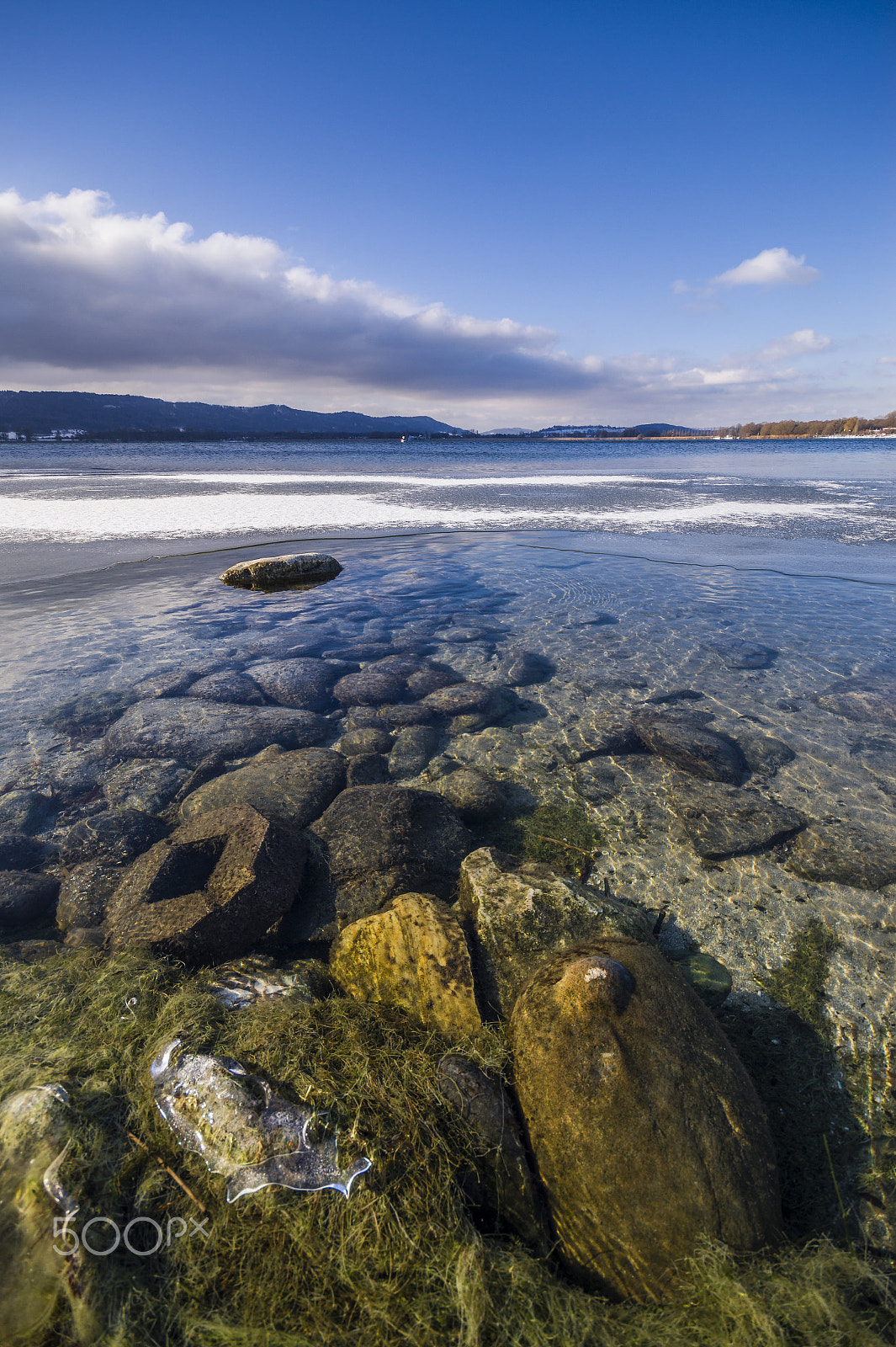 Sigma AF 10-20mm F4-5.6 EX DC sample photo. Sunny winter at lake shore photography