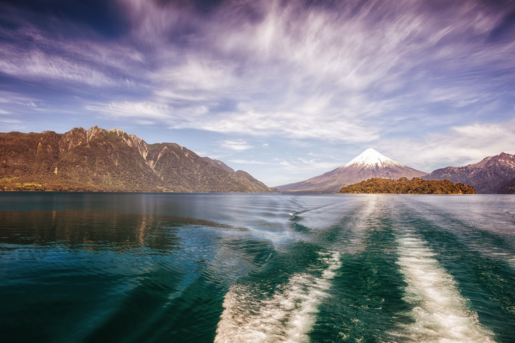 Canon EF 17-35mm f/2.8L + 1.4x sample photo. Volcan osorno.chile photography