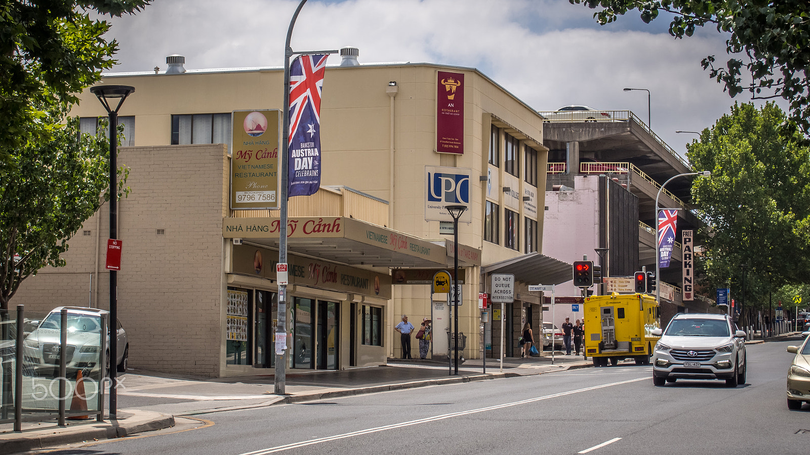 Olympus M.Zuiko Digital 14-42mm F3.5-5.6 II R sample photo. Tet in bankstown photography