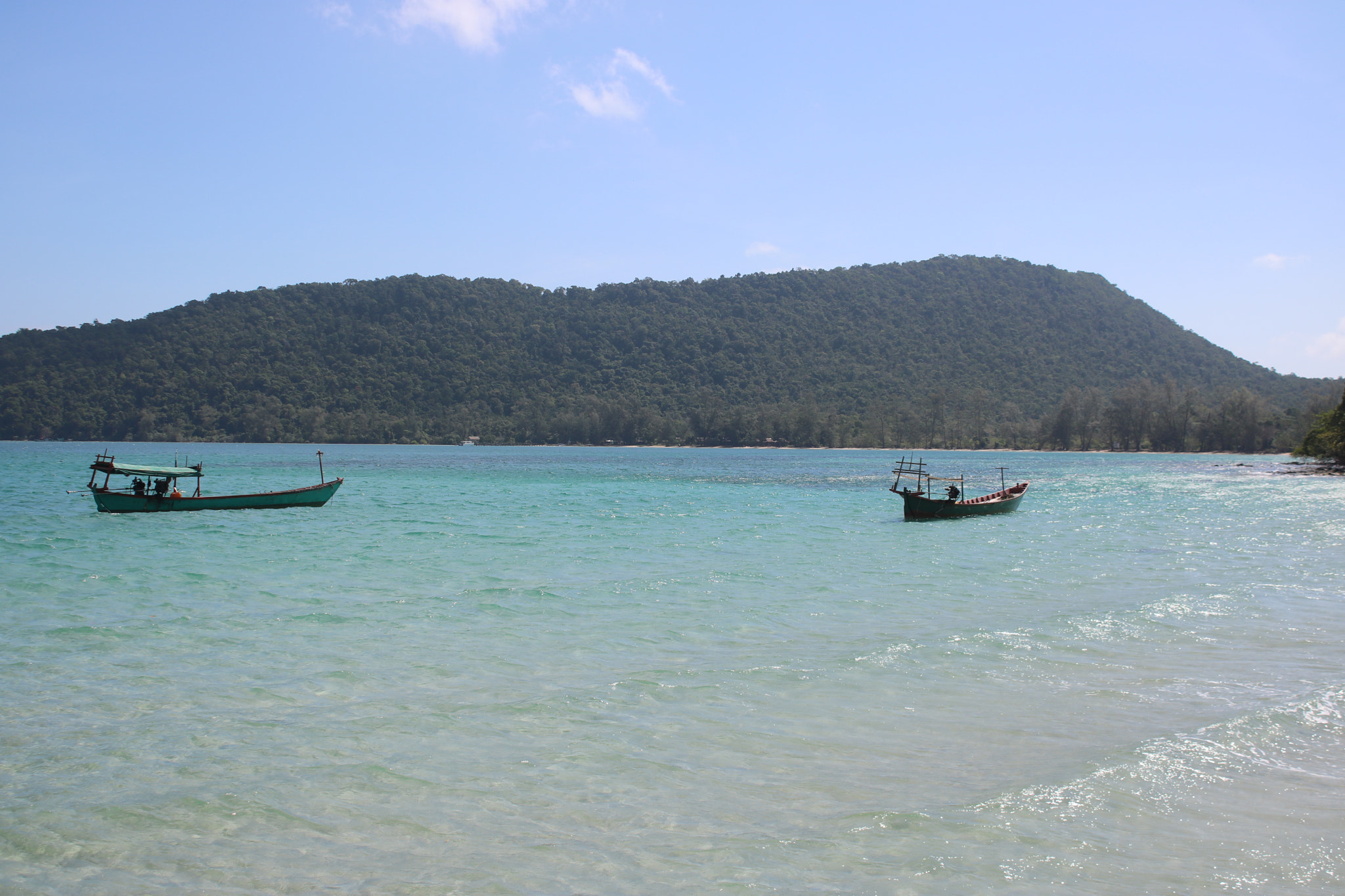 Canon EOS 750D (EOS Rebel T6i / EOS Kiss X8i) sample photo. Kohrong samloem island-cambodia photography