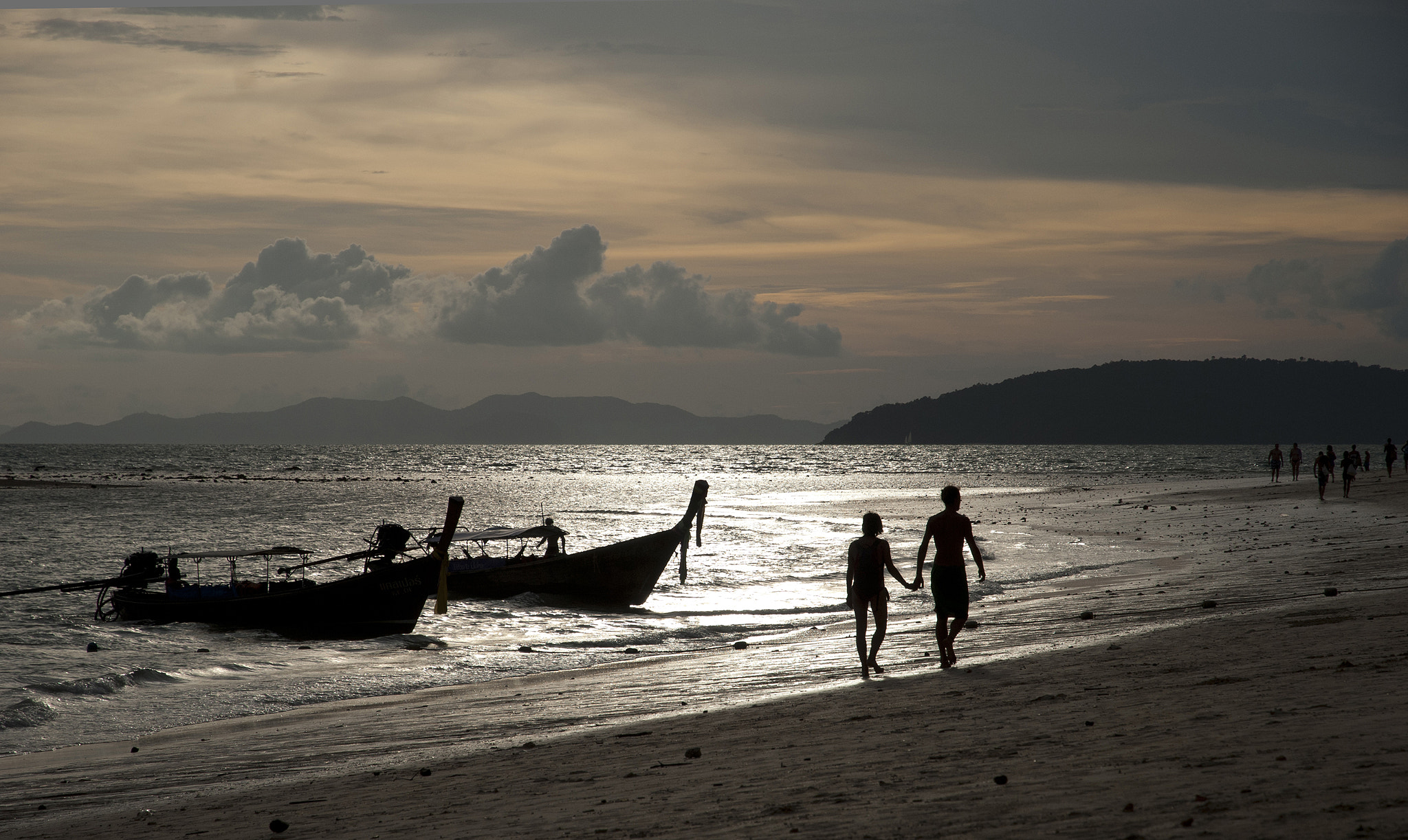 Nikon D80 sample photo. Happy couple enjoying a beach walk at romantic sunset photography