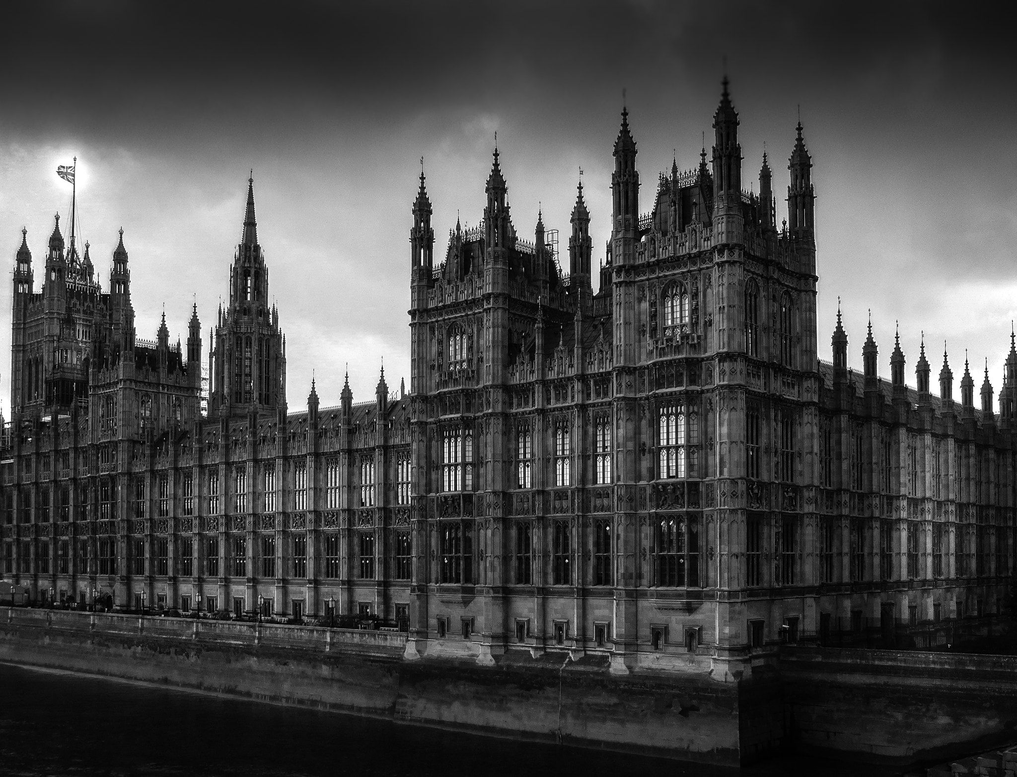 CASIO EX-FC100 sample photo. House of parliament photography