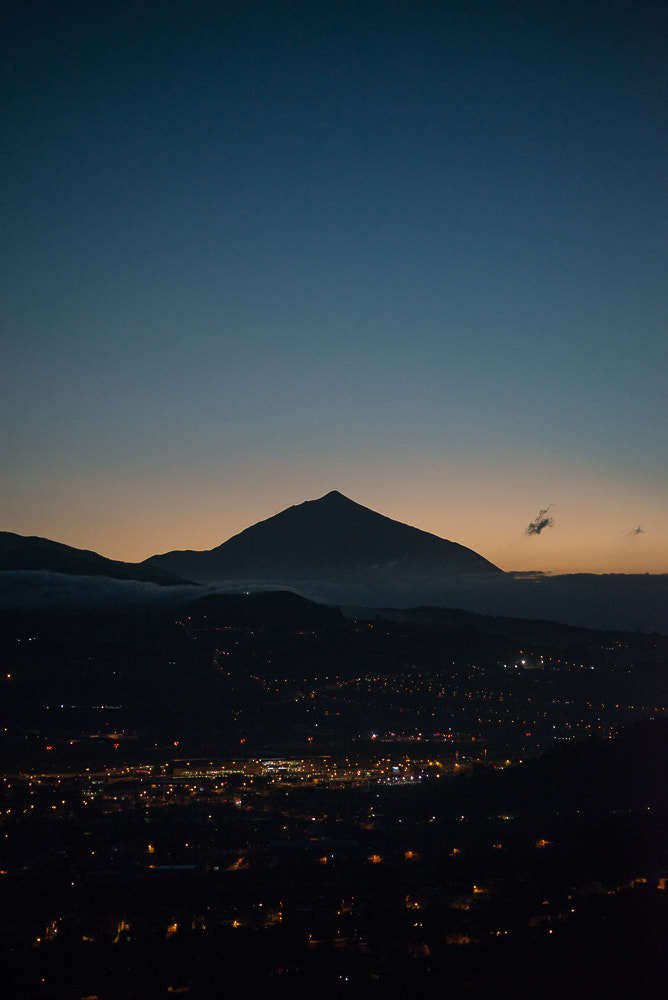 Nikon D600 sample photo. Dad teide waiting for us to sleep... photography