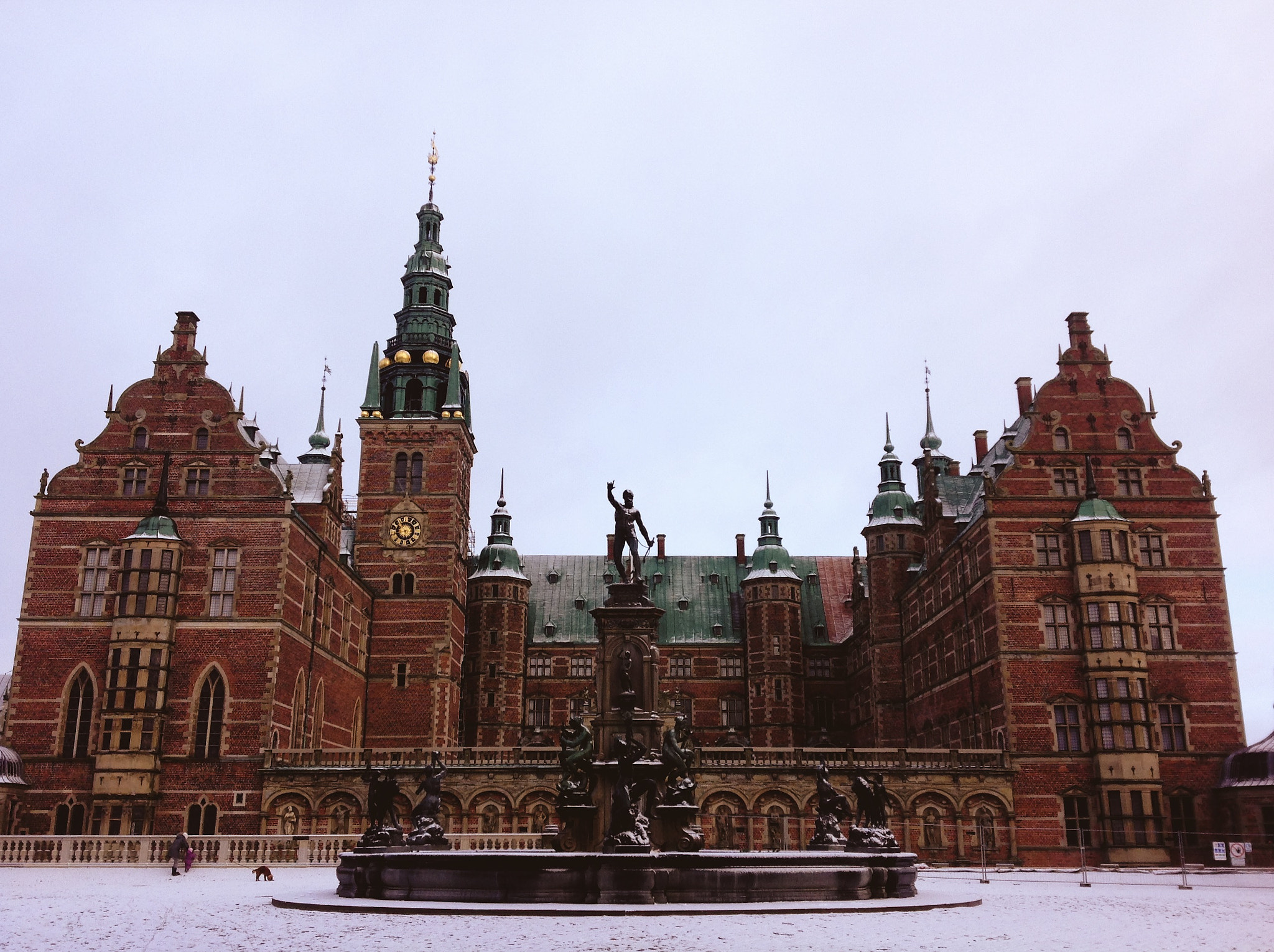 Apple iPad sample photo. Frederiksborg castle photography