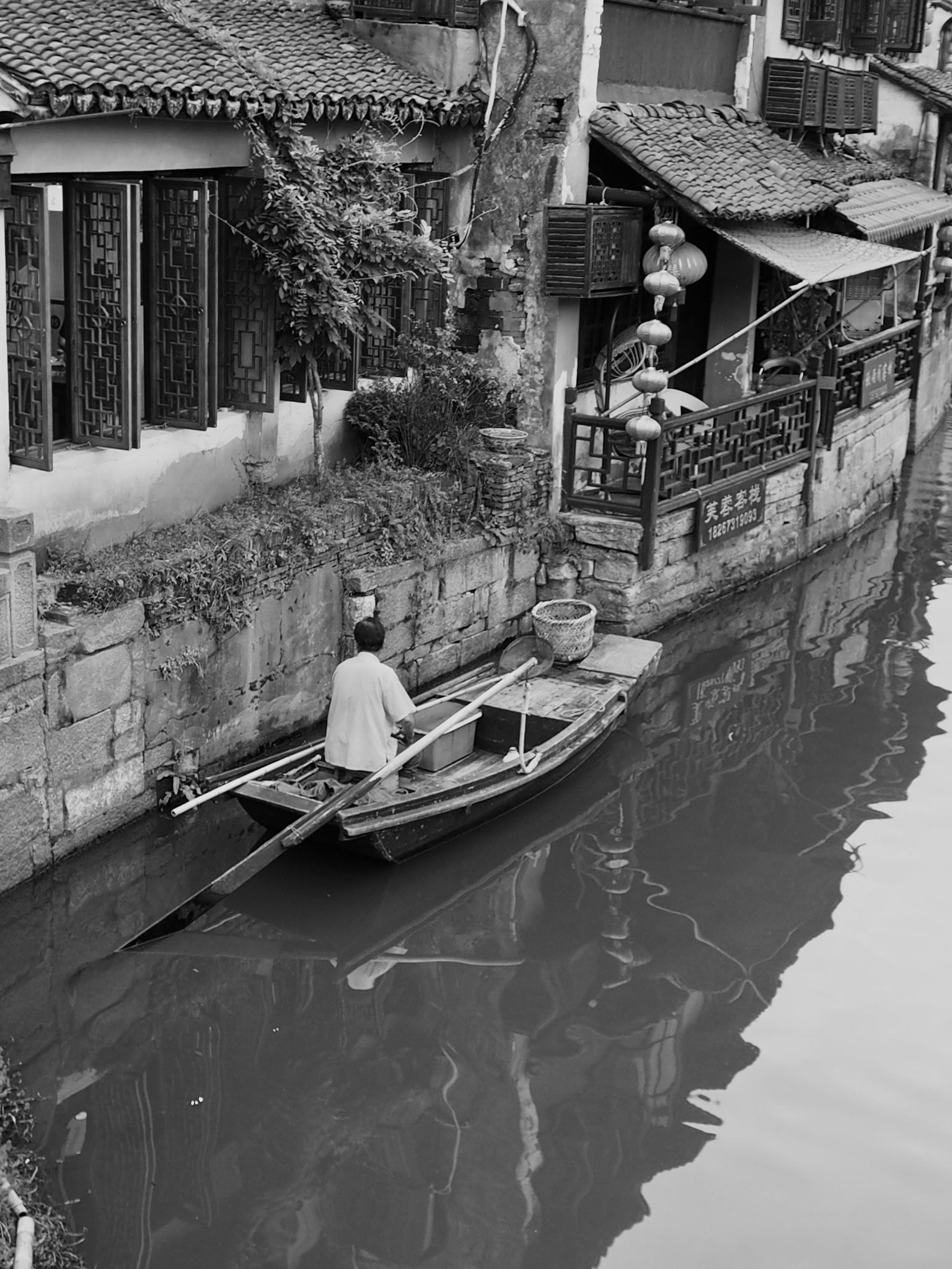 Olympus OM-D E-M10 sample photo. Canal fishing china photography