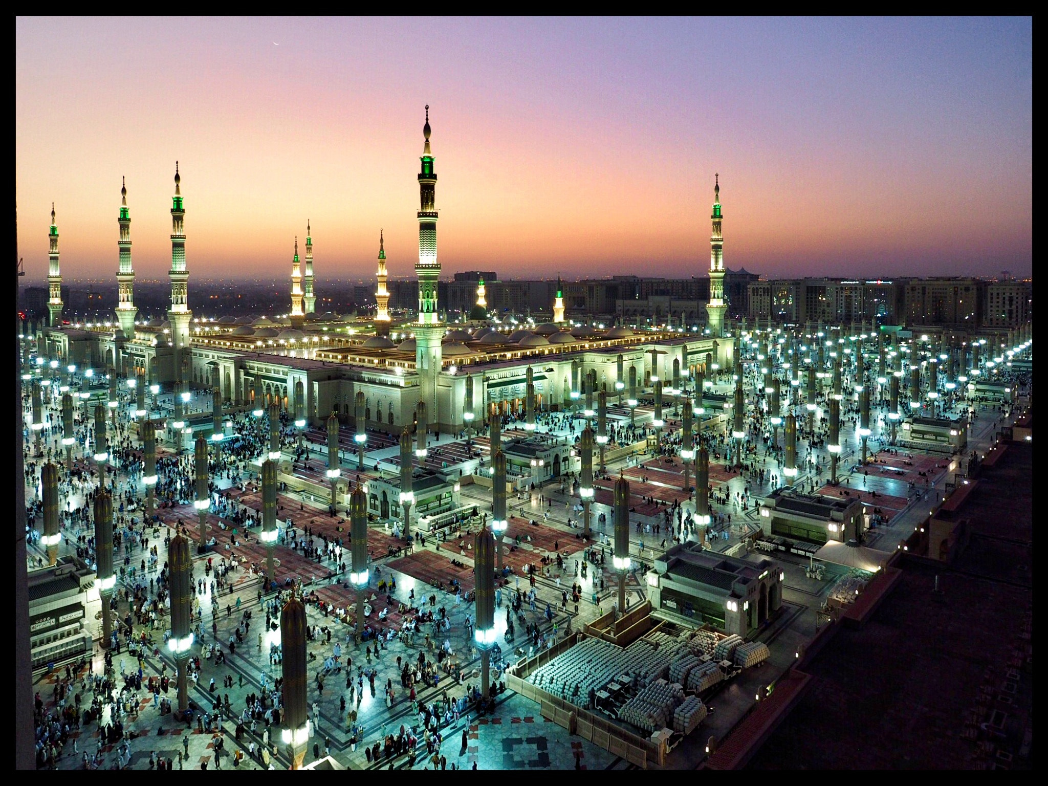 Olympus OM-D E-M1 + OLYMPUS M.12mm F2.0 sample photo. Nabawi masjid. saudi arabia. the second holliest m ... photography