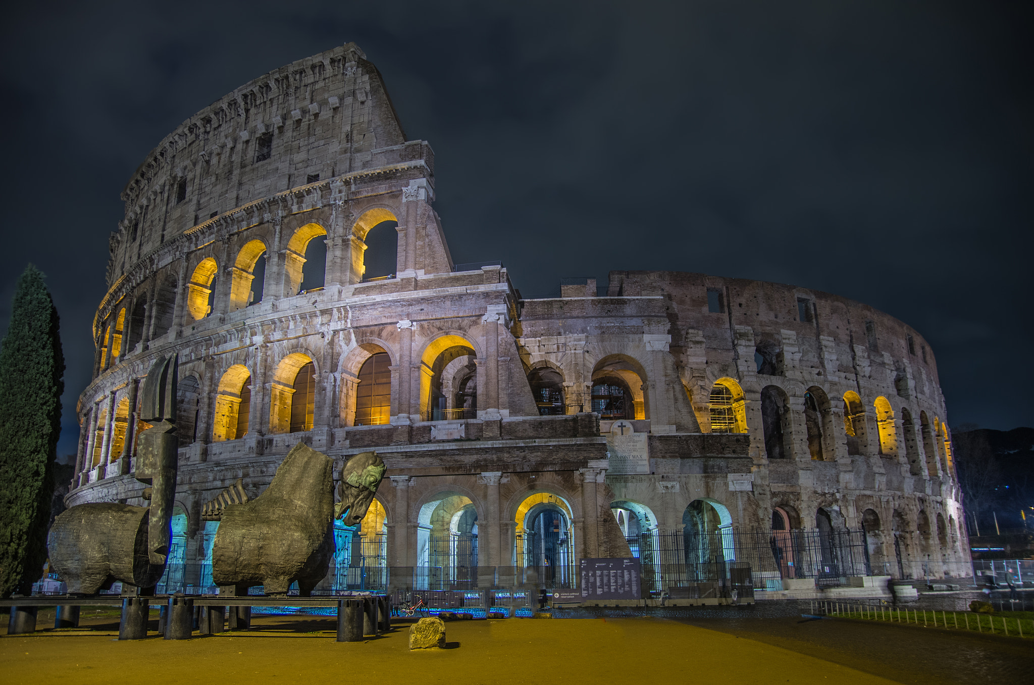 Pentax K-5 sample photo. Colosseo photography
