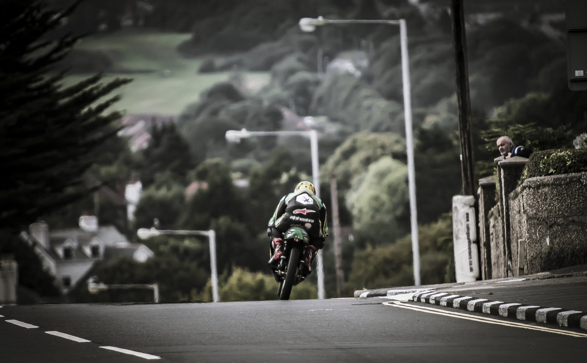 Sigma APO 100-300mm F4 EX IF HSM + 1.4x sample photo. John mcguinness classic tt 2016 photography