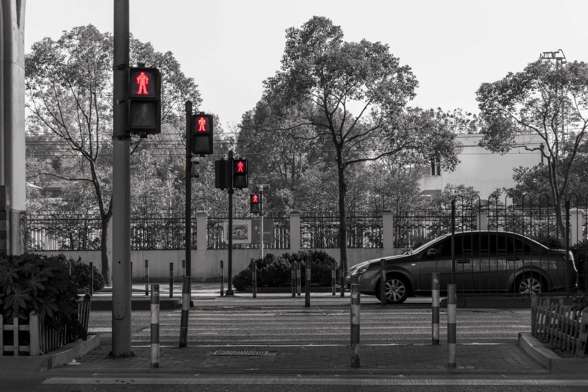 Canon EOS 80D sample photo. Traffic lights photography