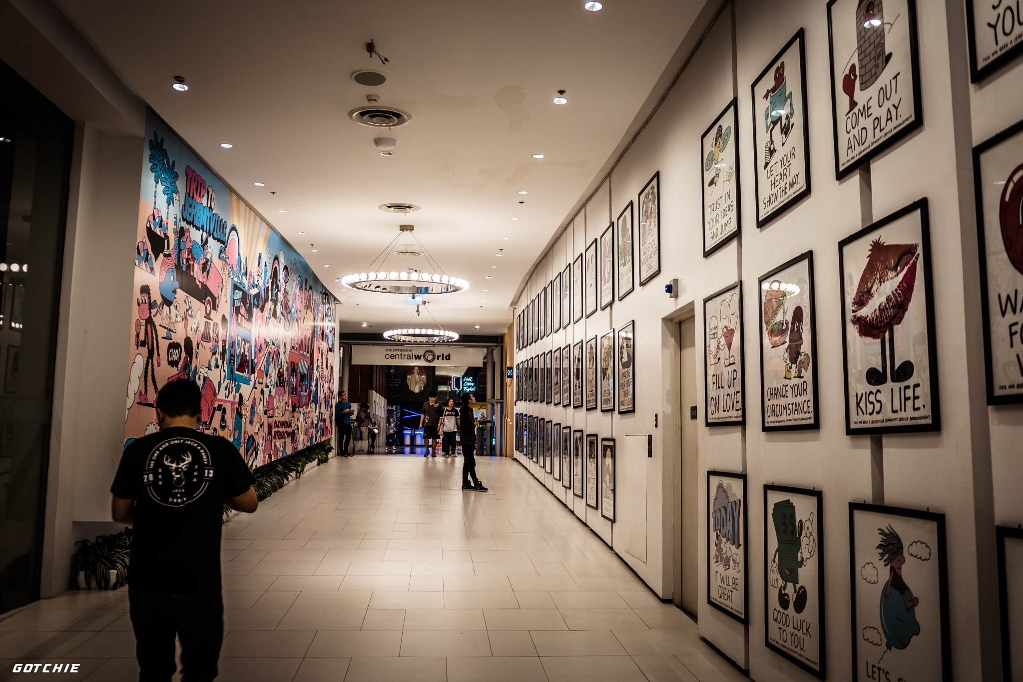 Sony a6300 + 18-35mm F1.8 DC HSM | Art 013 sample photo. Central world bangkok photography