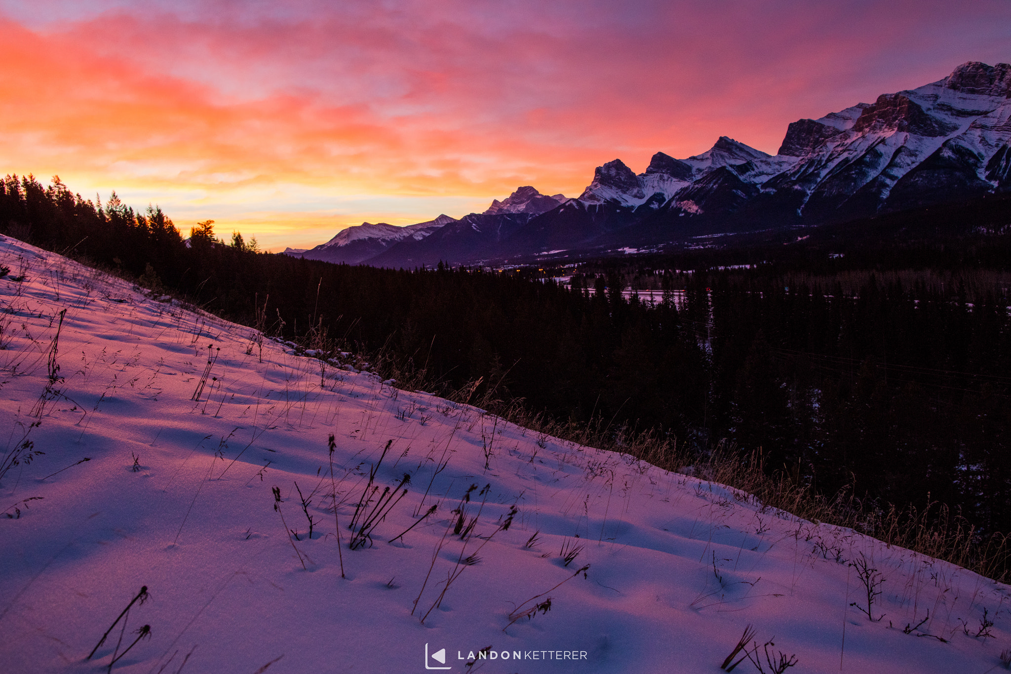 Canon EOS 5DS + Canon EF 24mm F1.4L II USM sample photo. Harvie heights sunrise photography