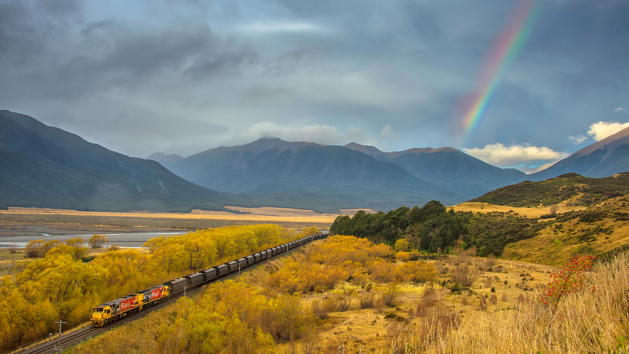 Nikon D4 sample photo. Rainbow route photography