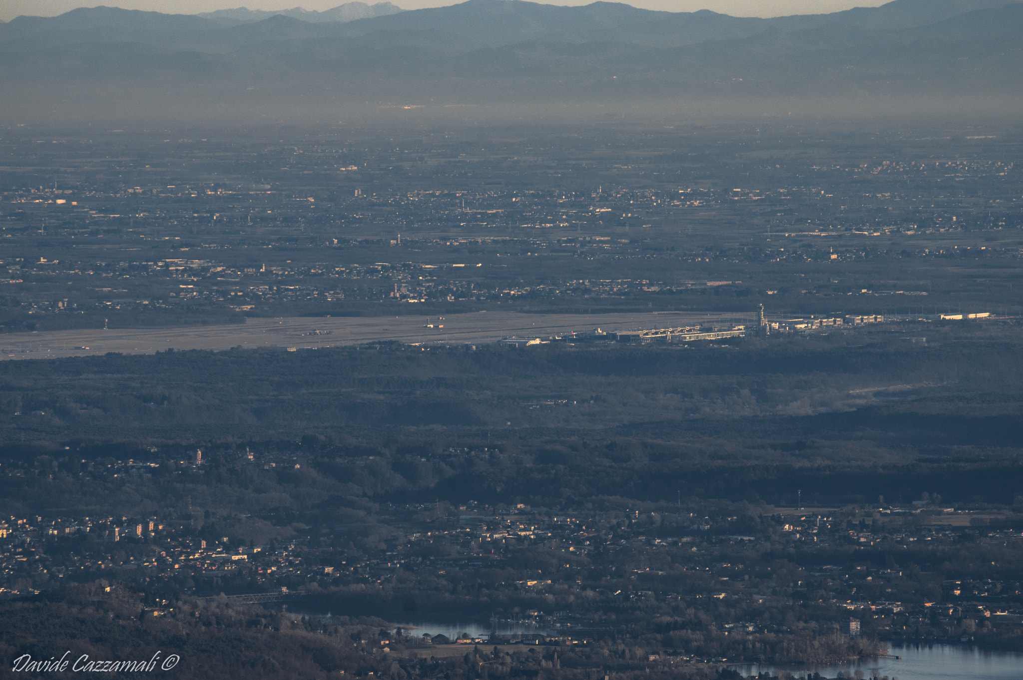 Pentax K-3 sample photo. Malpensa airport photography