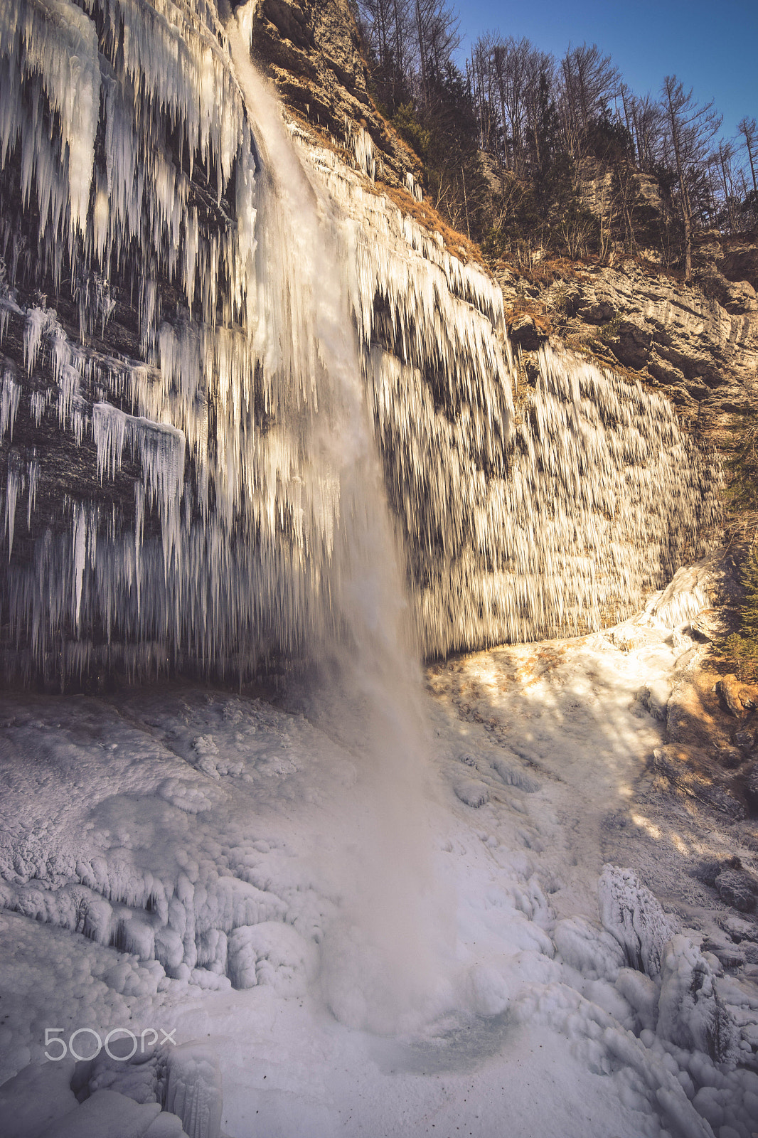 Nikon D3300 + Tokina AT-X 11-20 F2.8 PRO DX (AF 11-20mm f/2.8) sample photo. Frozen waterfall in slovenia photography