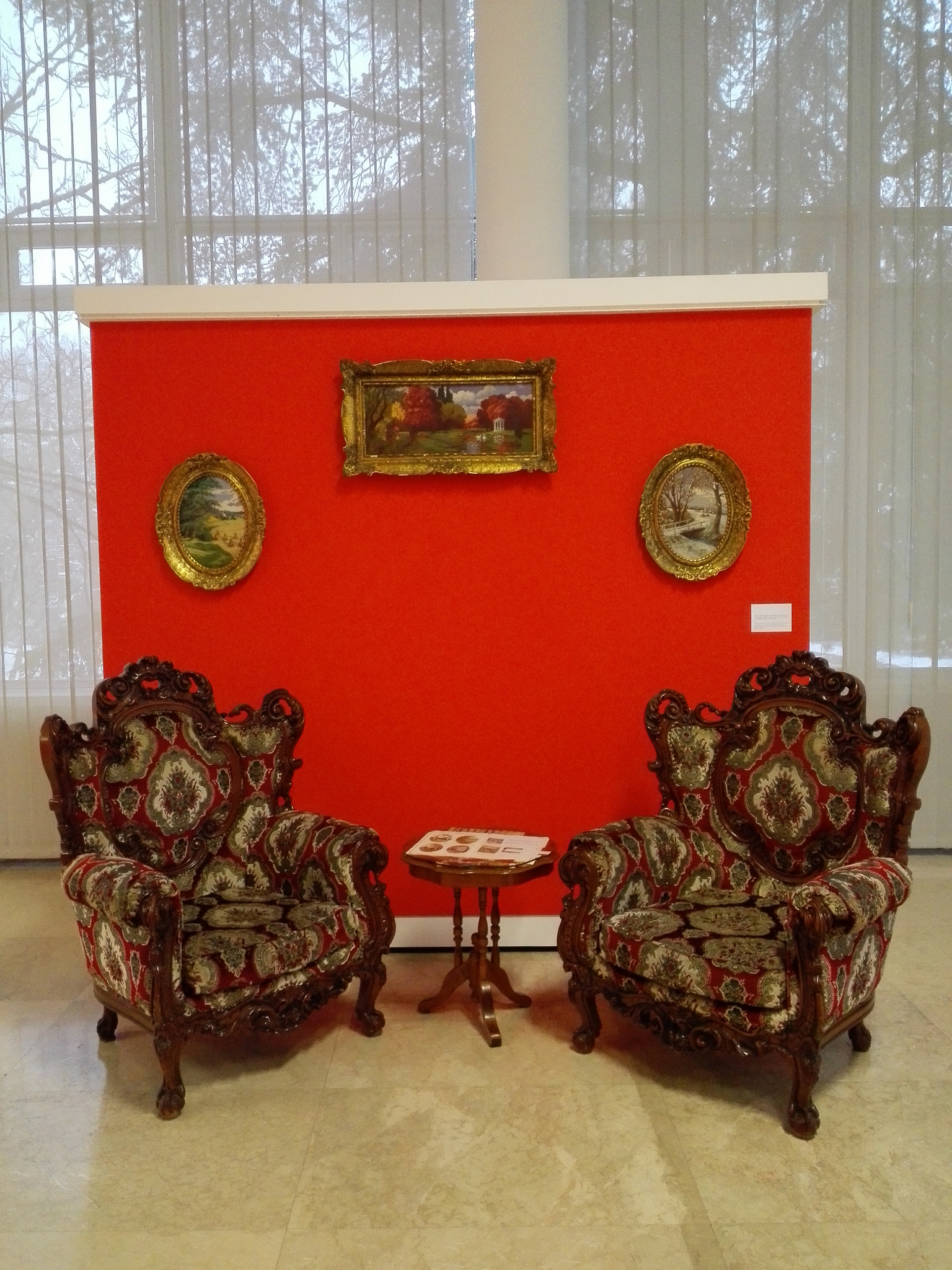 HUAWEI P7-L10 sample photo. Museum photography