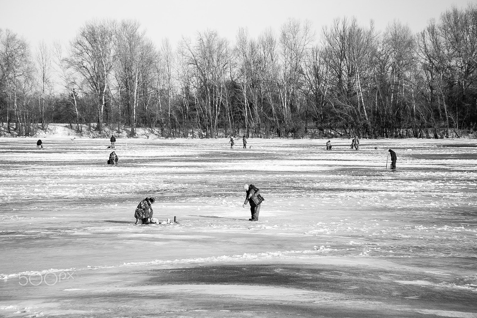 Sony a7S + Sony E PZ 18-105mm F4 G OSS sample photo. Winter fishing season is open photography