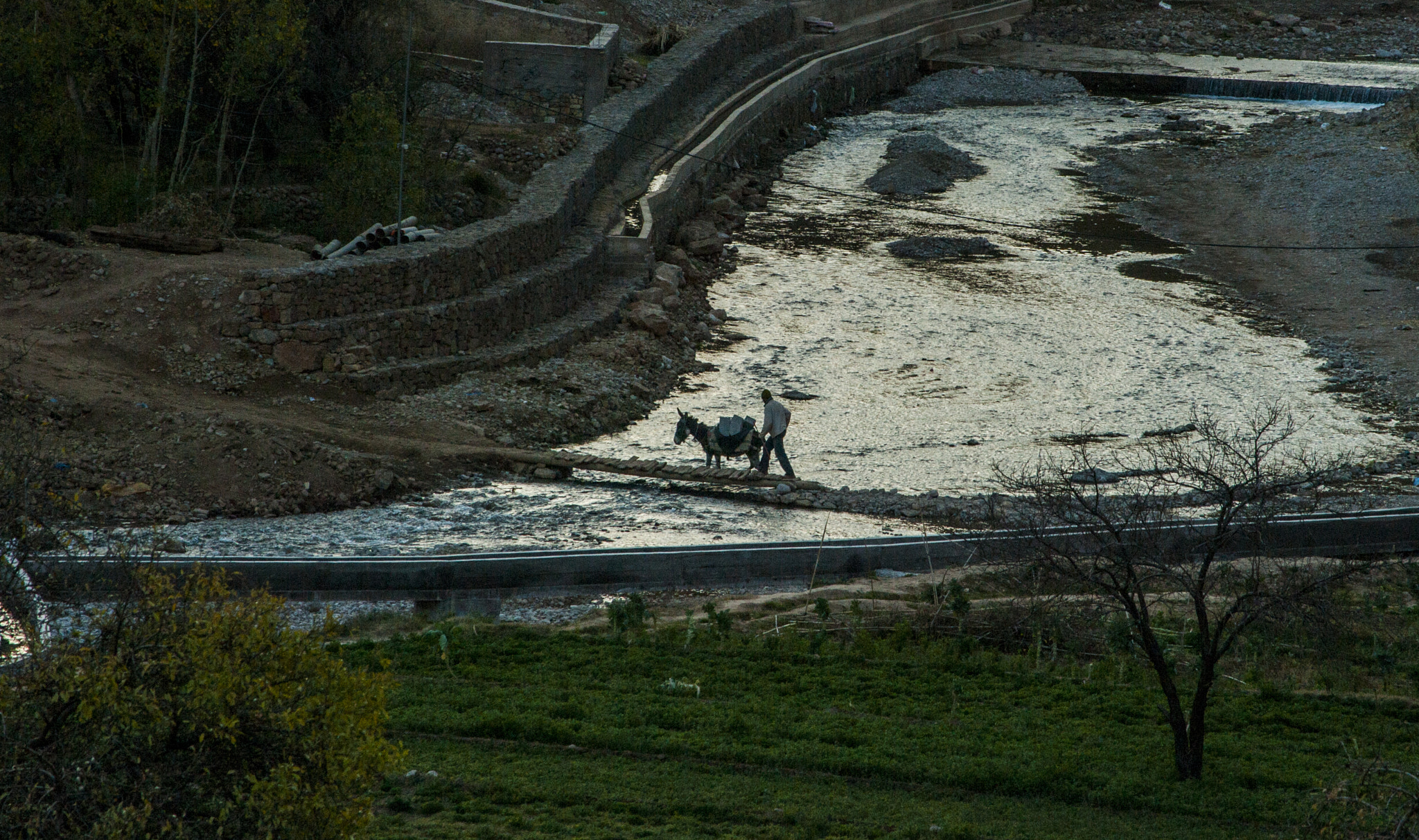 Nikon D700 + AF Nikkor 70-210mm f/4-5.6 sample photo. Todra valley photography