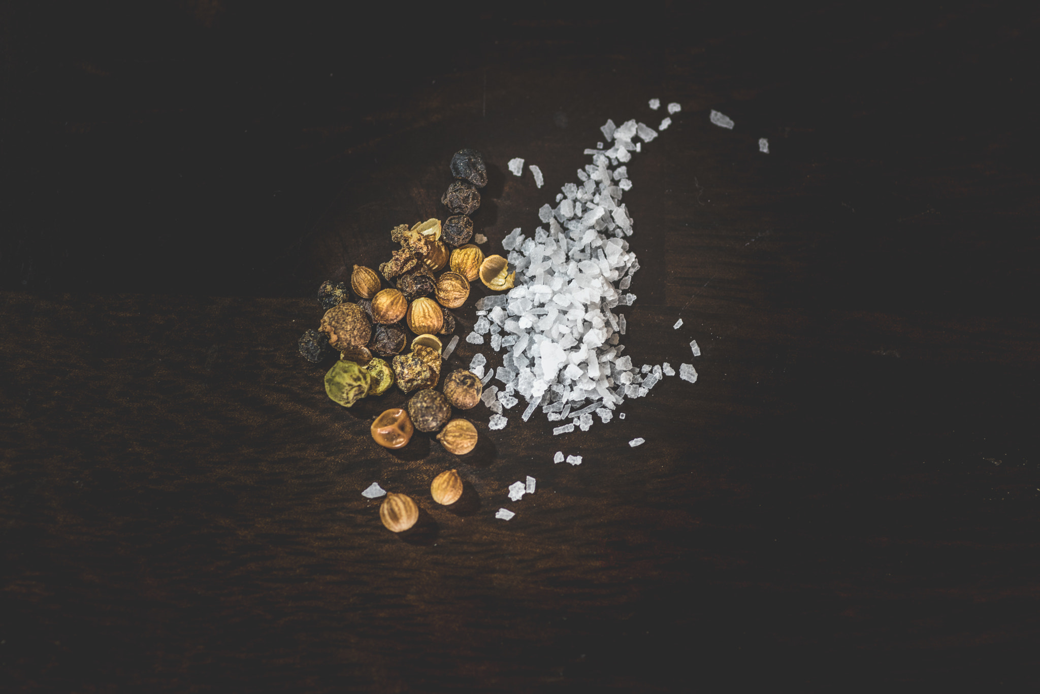 Tokina AT-X Pro 100mm F2.8 Macro sample photo. Salt and pepper photography