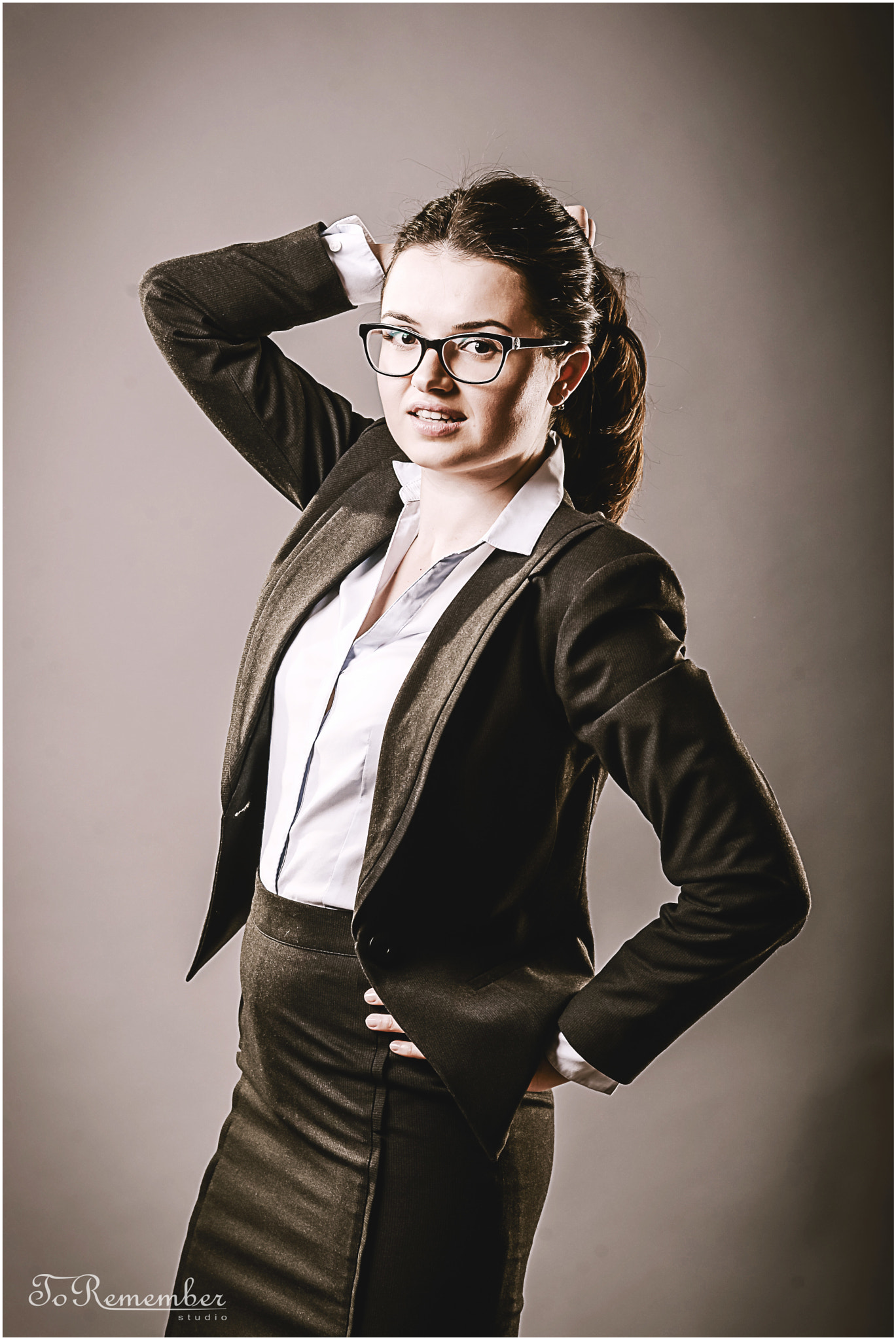 Nikon AF-S Nikkor 70-200mm F4G ED VR sample photo. Raluca 2 photography