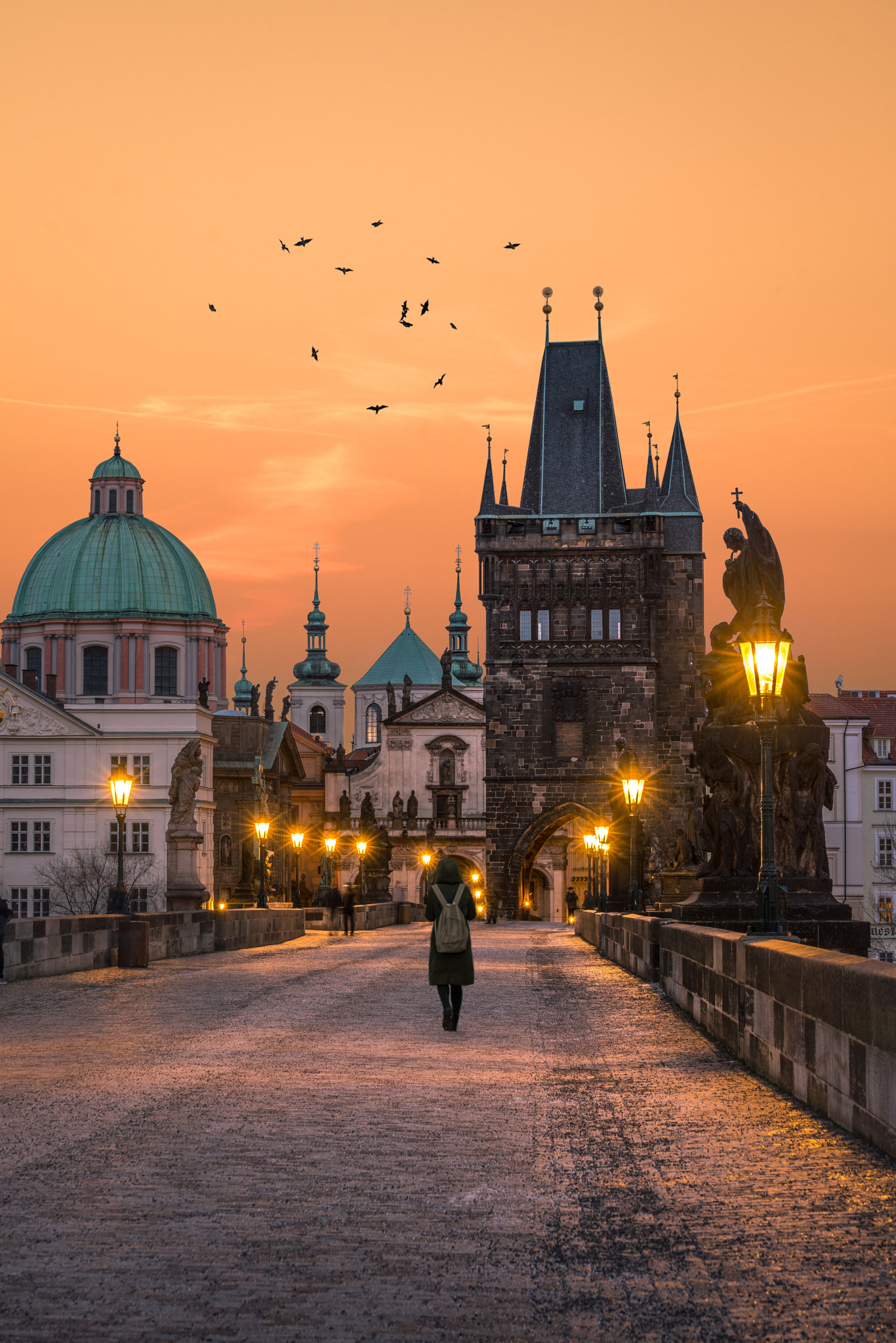 Sony FE 70-300mm F4.5-5.6 G OSS sample photo. Greetings from prague photography