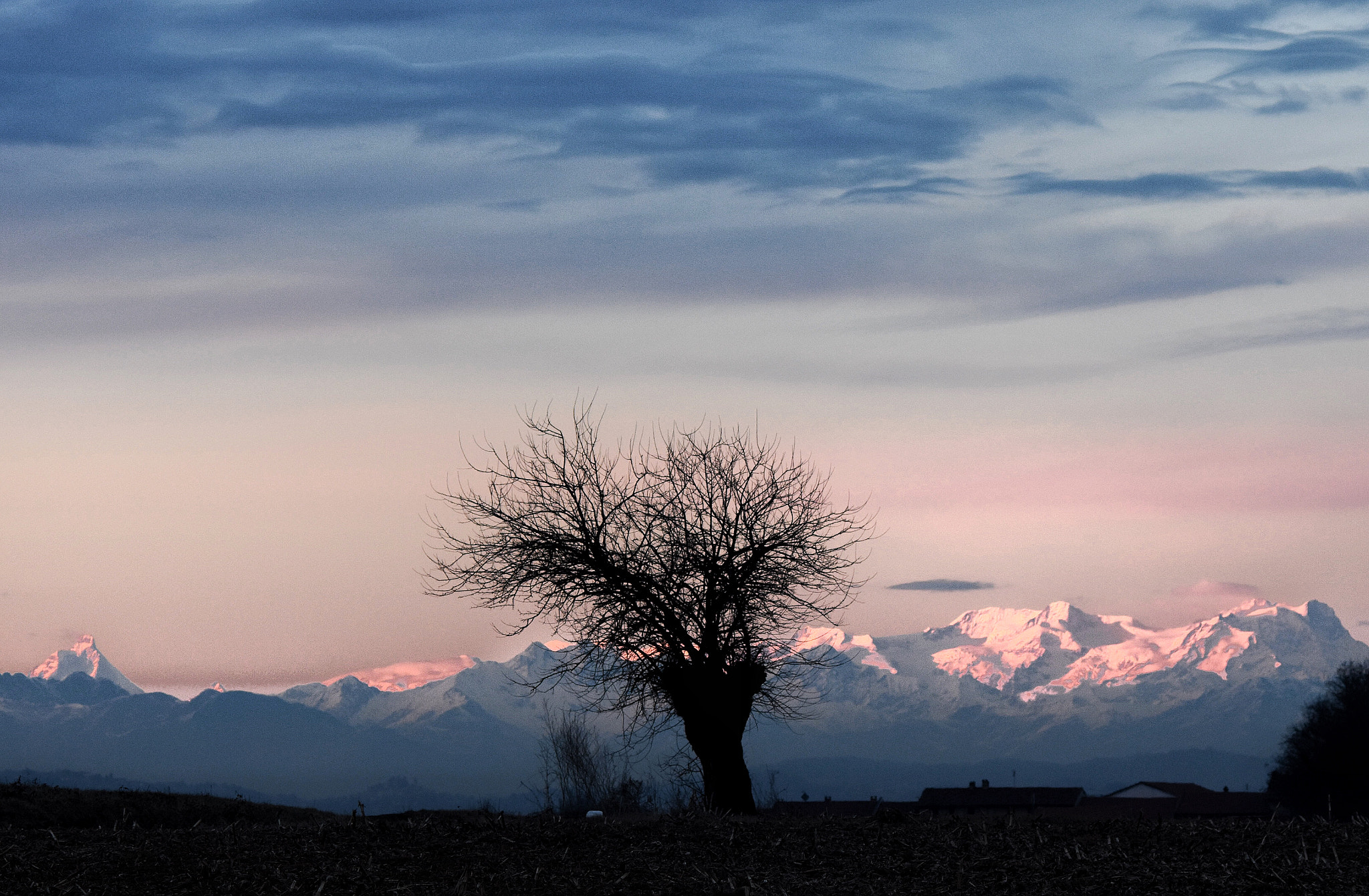 Nikon D7200 + AF Nikkor 50mm f/1.8 sample photo. Massiccio monte rosa photography