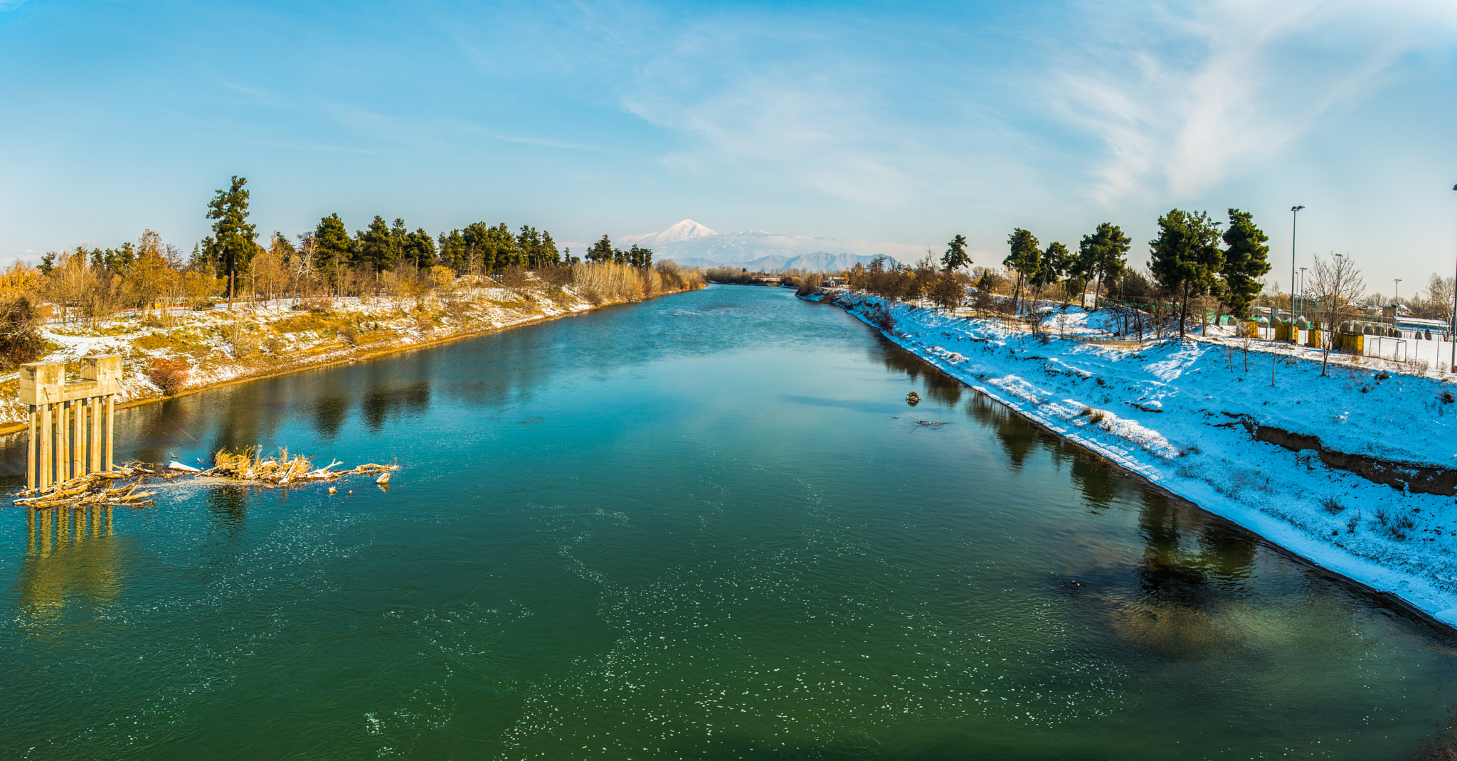 Nikon D750 + Nikon AF-S DX Nikkor 35mm F1.8G sample photo. Winter view photography