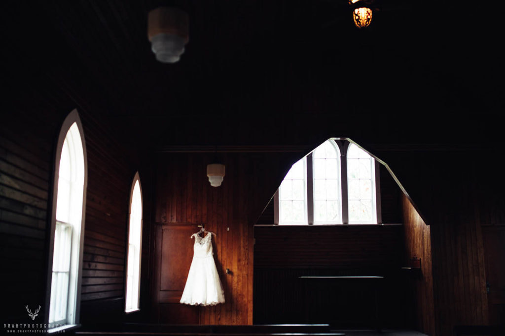 Canon EOS 5DS sample photo. The small dress in a large church photography