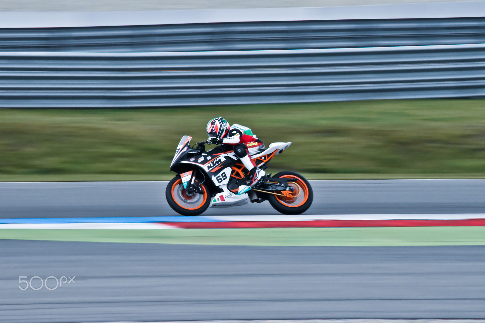 Nikkor 500mm f/4 P ED IF sample photo. Ktm racing photography