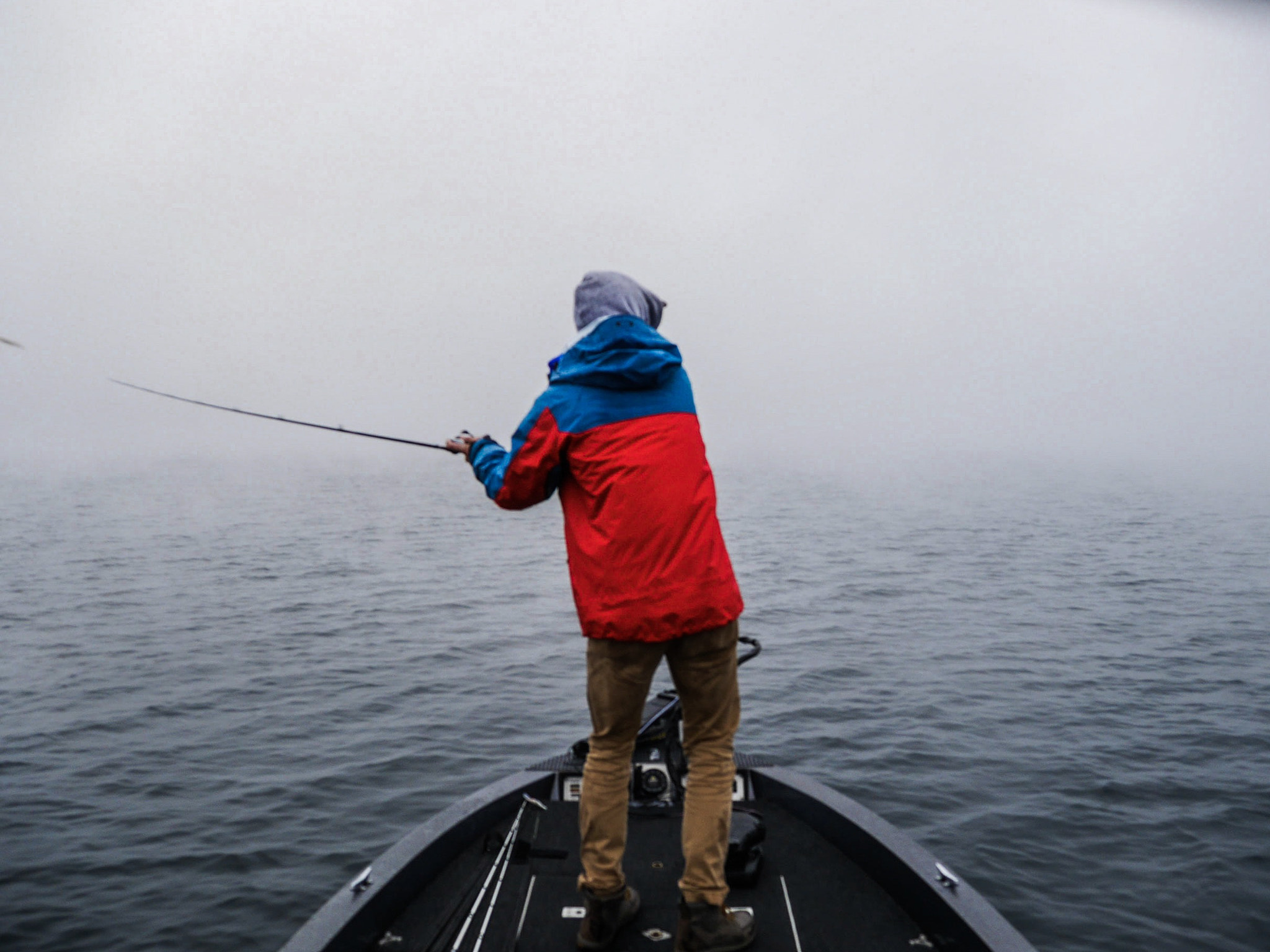 LUMIX G VARIO 14-42/F3.5-5.6 II sample photo. Foggy escape photography