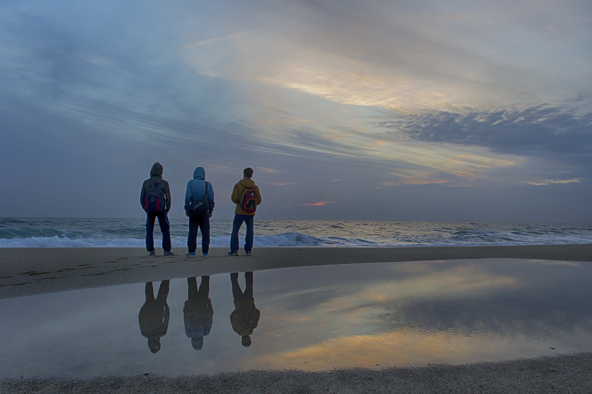 Canon EF-S 18-55mm F3.5-5.6 III sample photo. Guys setting the sun photography