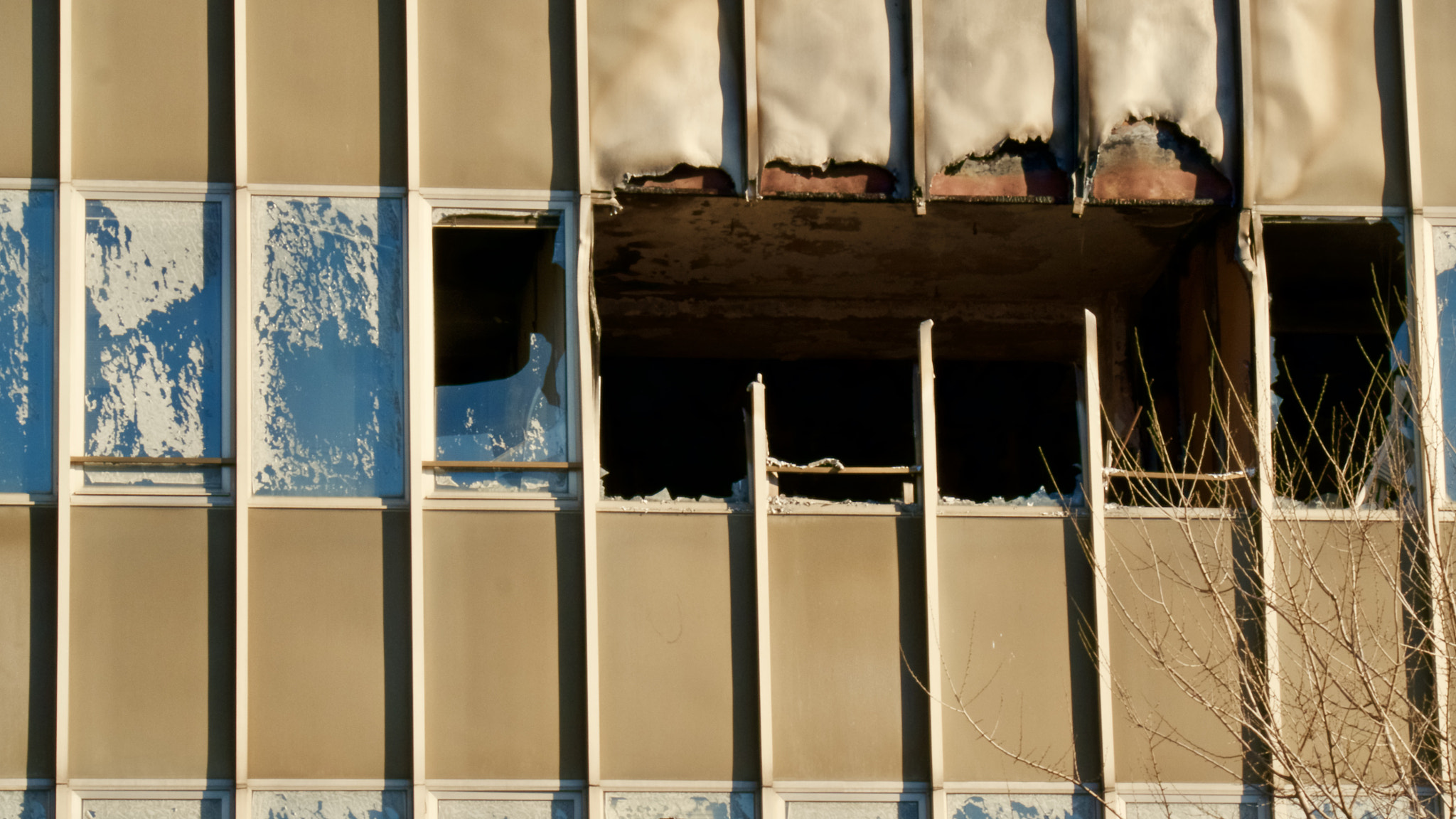 Panasonic Lumix DMC-GX7 sample photo. Cityscape - after the fire photography