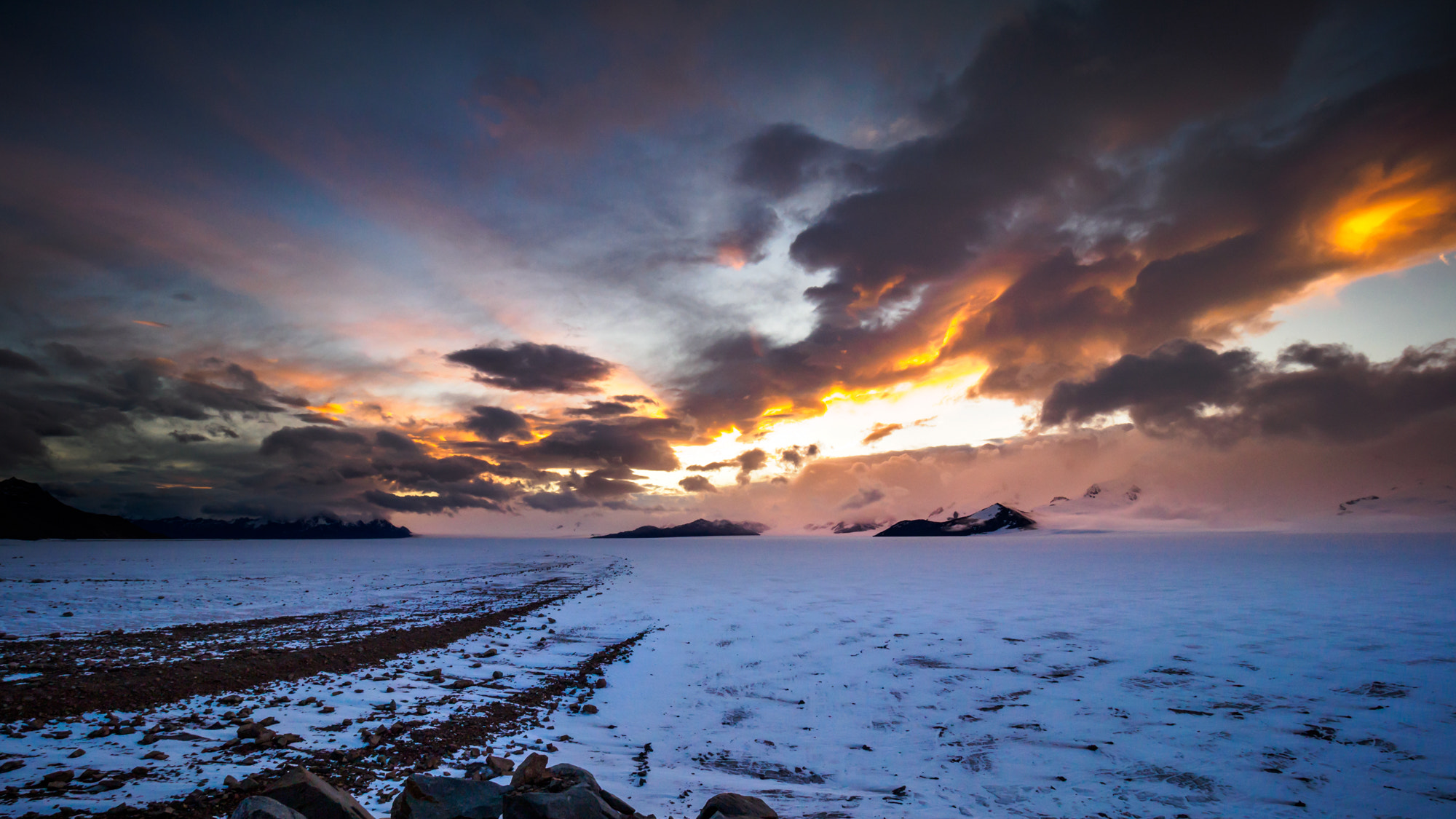 Olympus OM-D E-M5 II sample photo. Circo de los altares at sunset photography