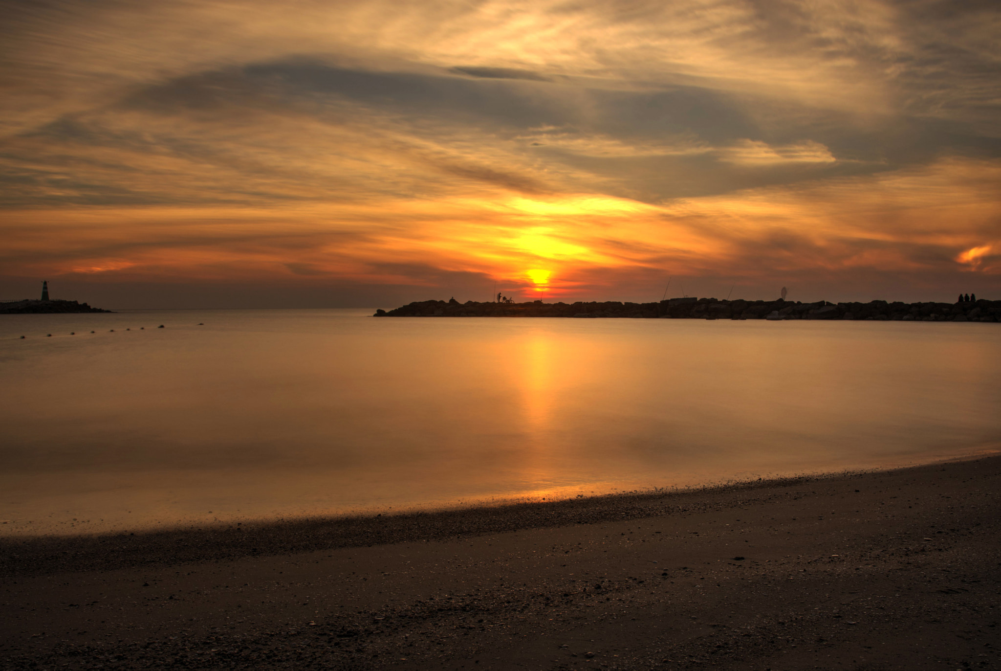 Nikon AF-S Nikkor 24-120mm F4G ED VR sample photo. Sunset at the beach photography