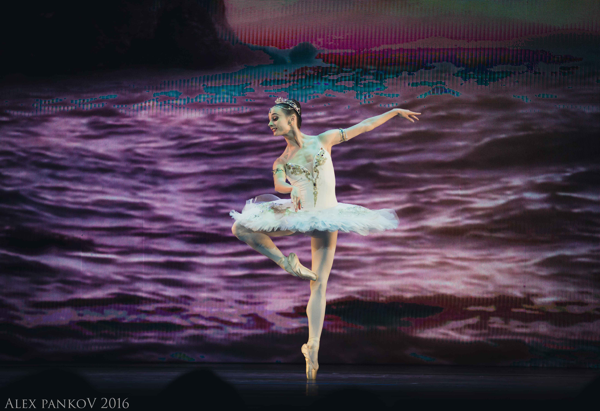 AF Zoom-Nikkor 75-300mm f/4.5-5.6 sample photo. Le corsaire photography
