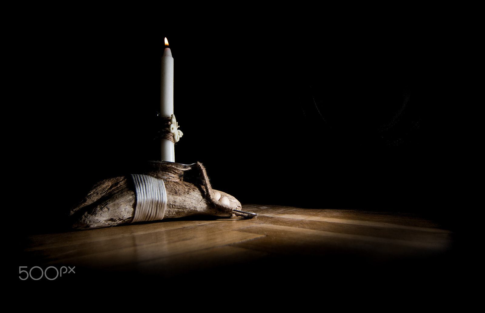 Tokina AT-X Pro 12-24mm F4 (IF) DX sample photo. Burning candle photography