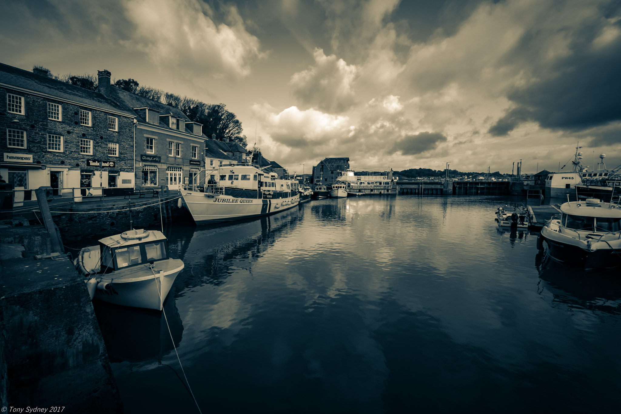 Nikon D5500 sample photo. Padstow photography