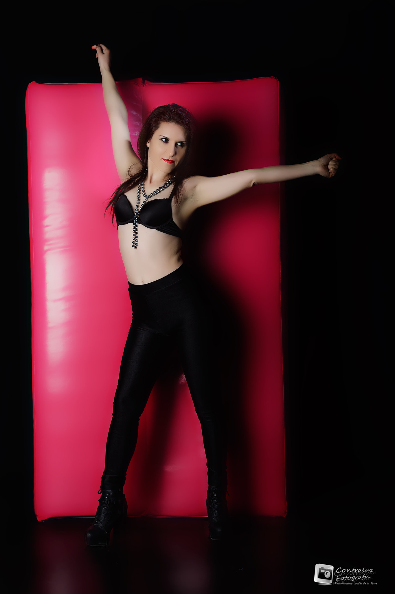 Canon EF 50mm f/1.8 sample photo. Black and pink photography