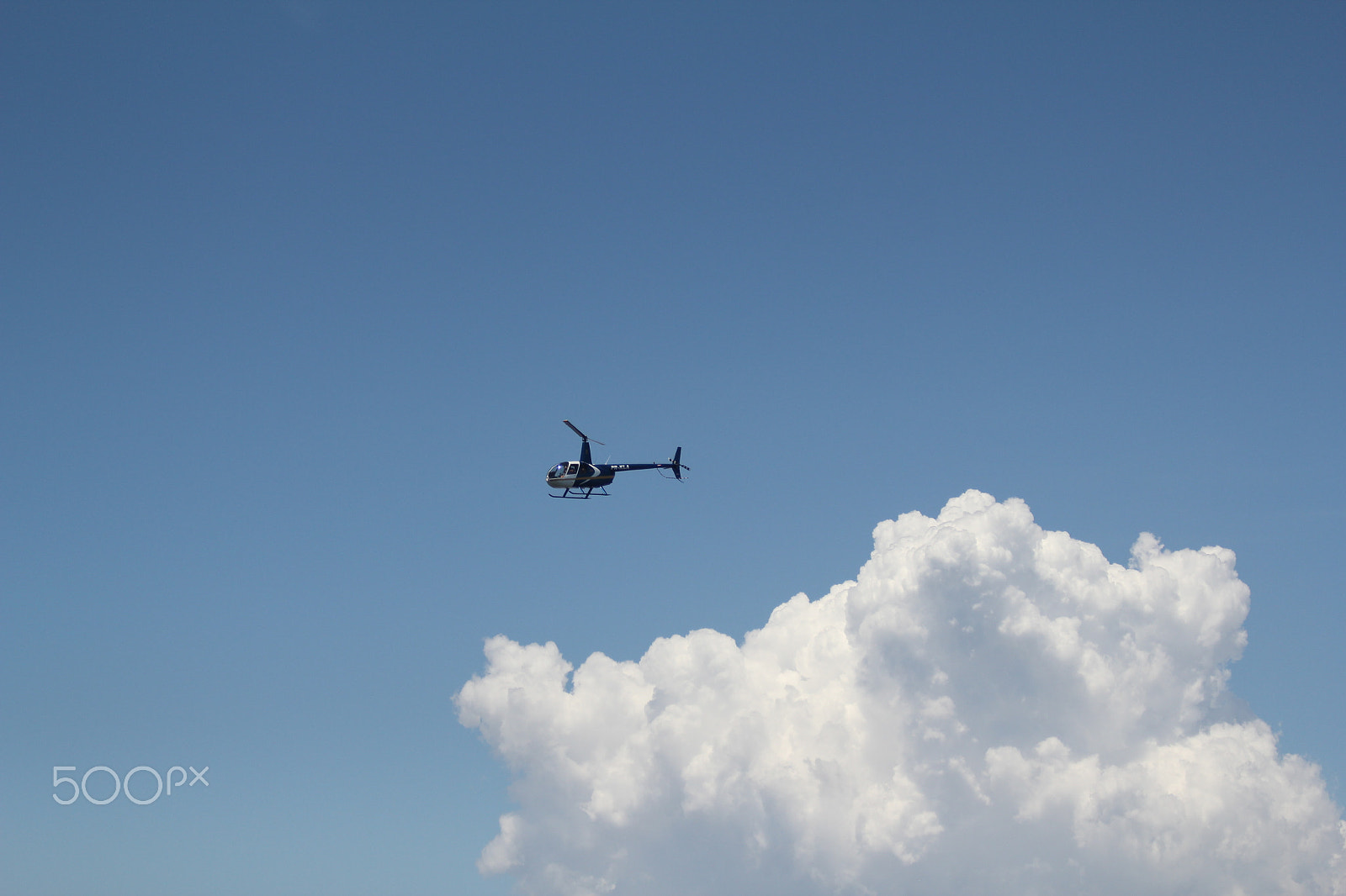 Canon EOS 550D (EOS Rebel T2i / EOS Kiss X4) sample photo. Helicopter photography