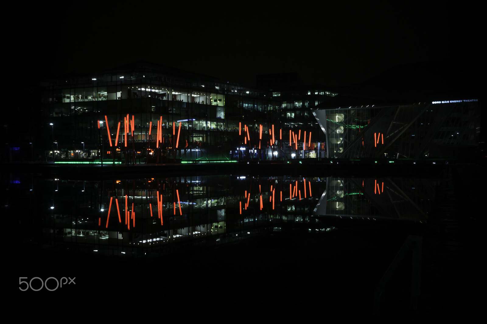 Sony a6000 sample photo. Reflections of dublin 01 photography