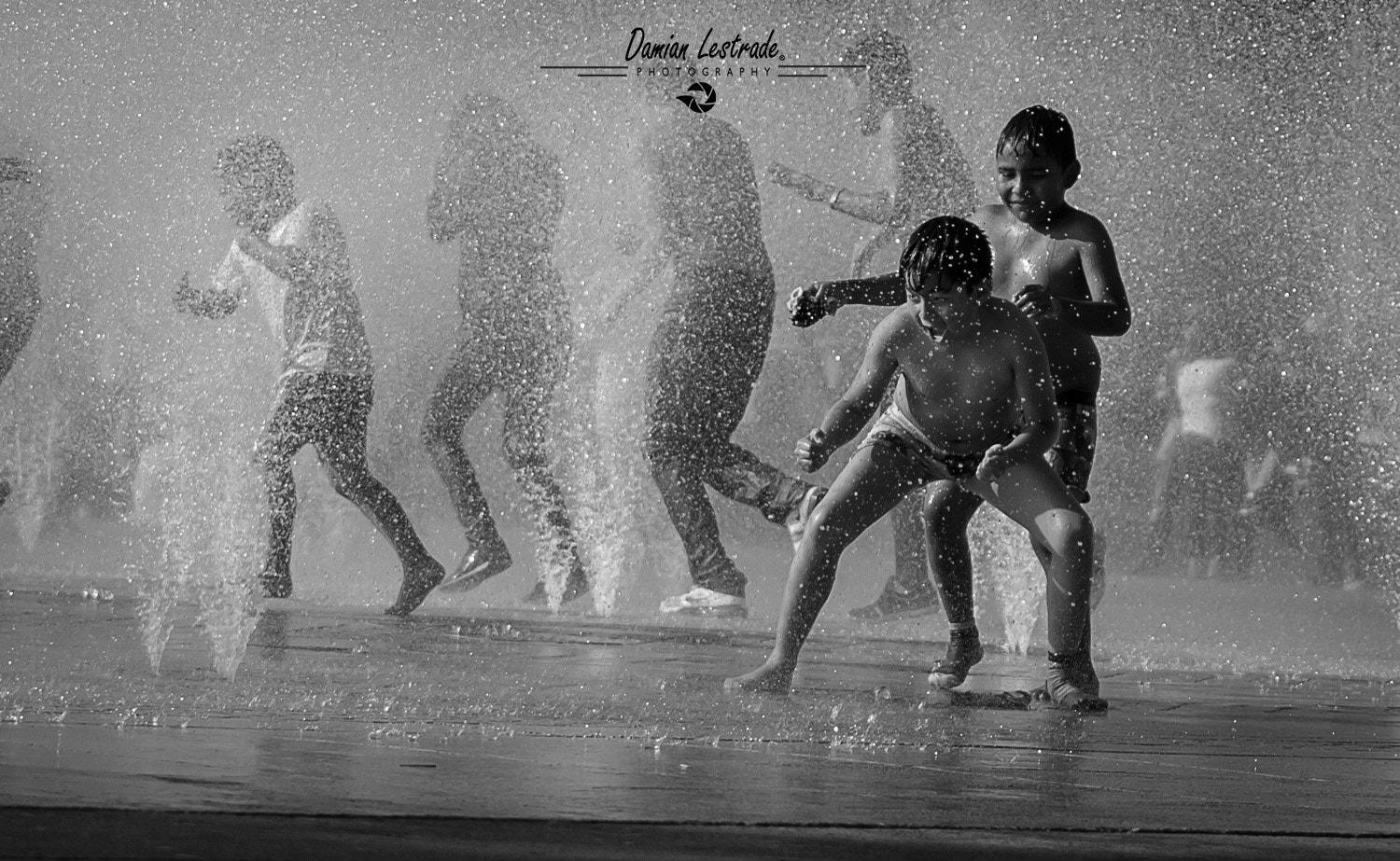 Canon EOS 400D (EOS Digital Rebel XTi / EOS Kiss Digital X) sample photo. Fight kid photography