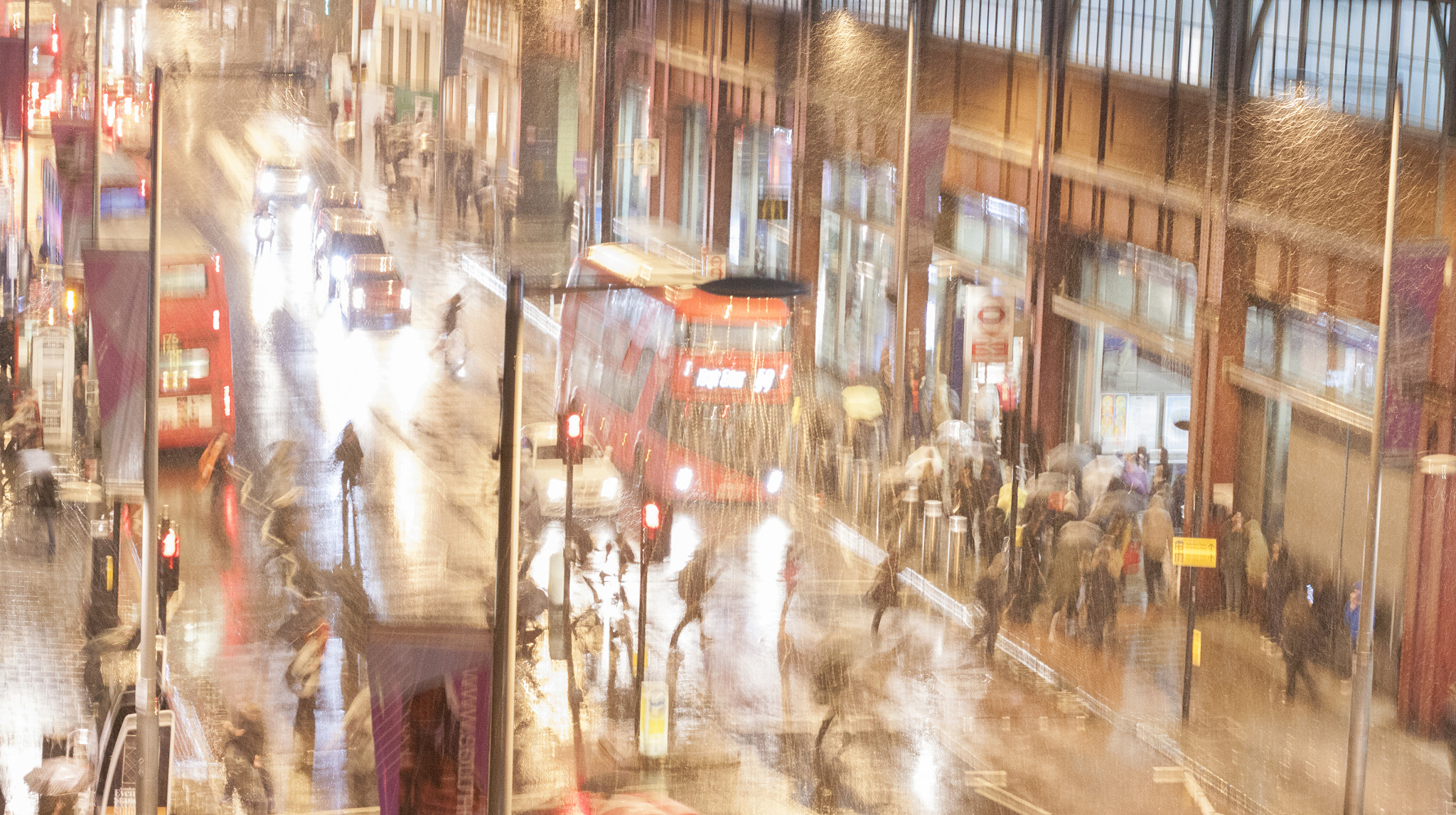 Canon EOS 50D sample photo. London street photography