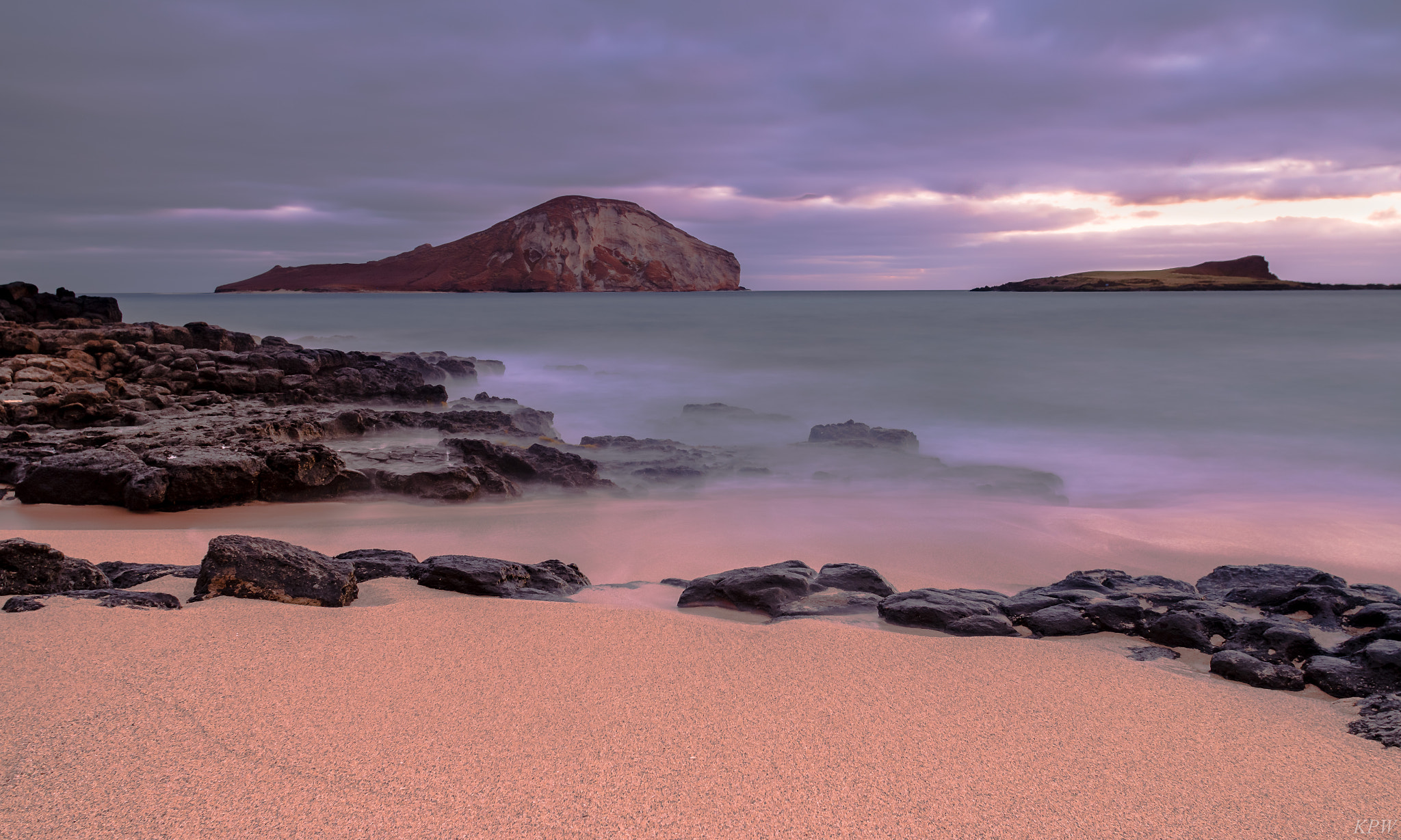 Canon EF 20mm F2.8 USM sample photo. Kaupo bay photography