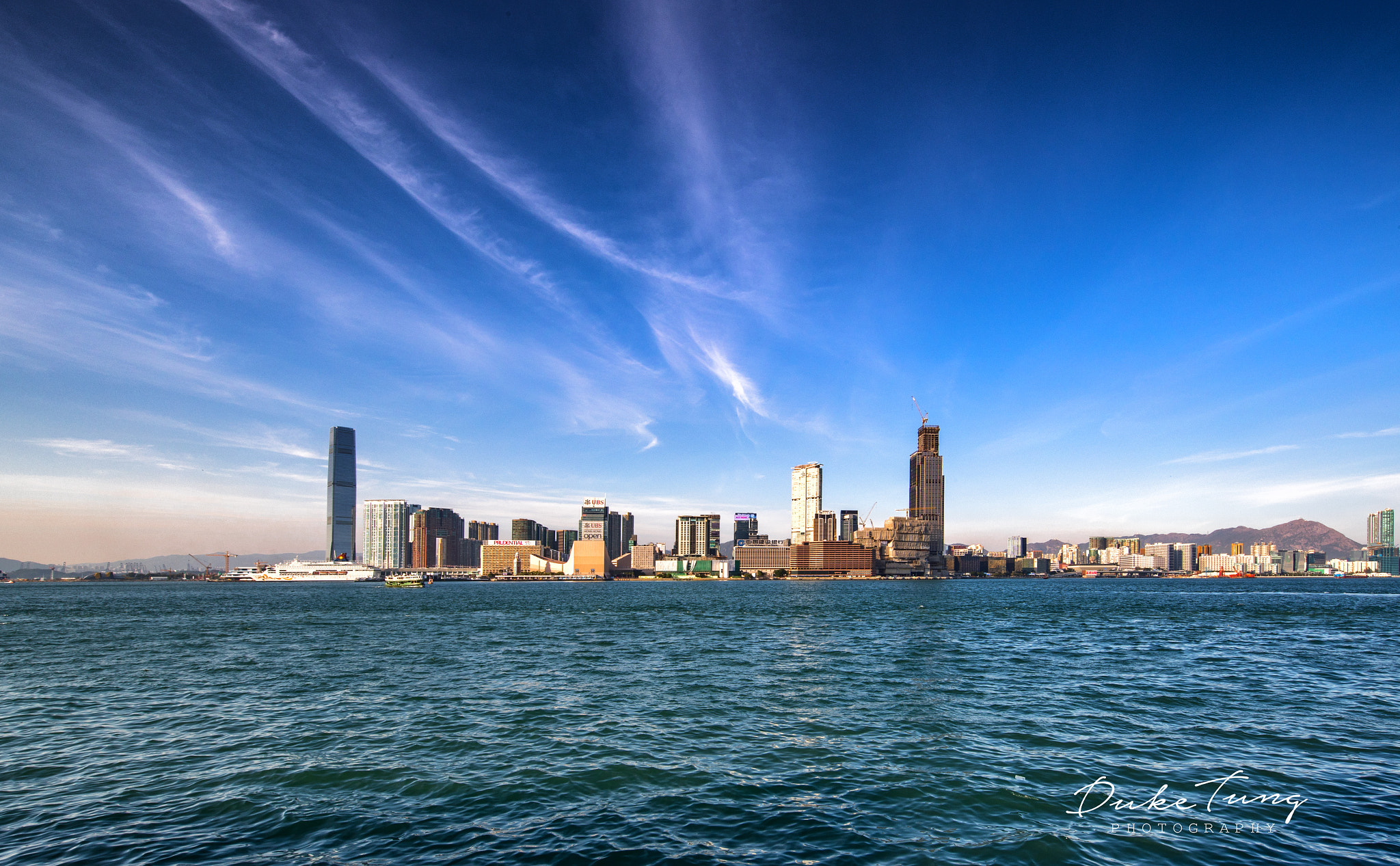 Canon EF 11-24mm F4L USM sample photo. 尖沙咀的早晨 photography